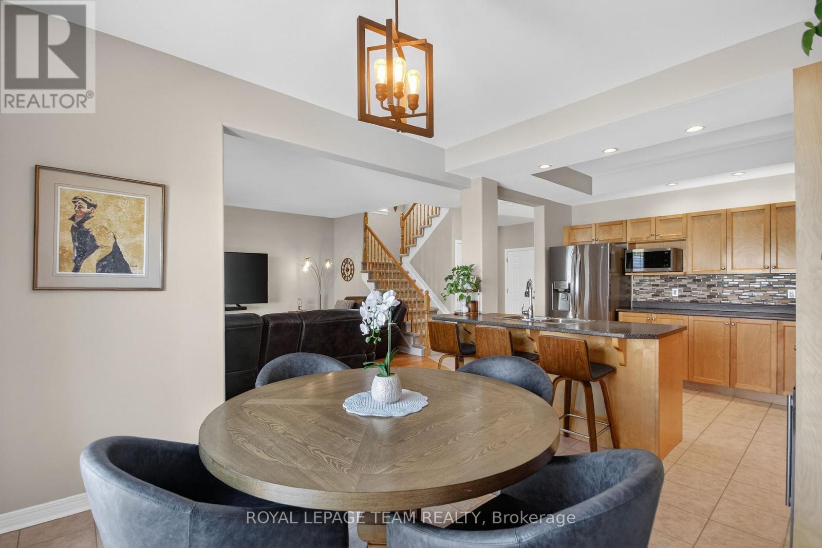 6291 Ottawa Street W