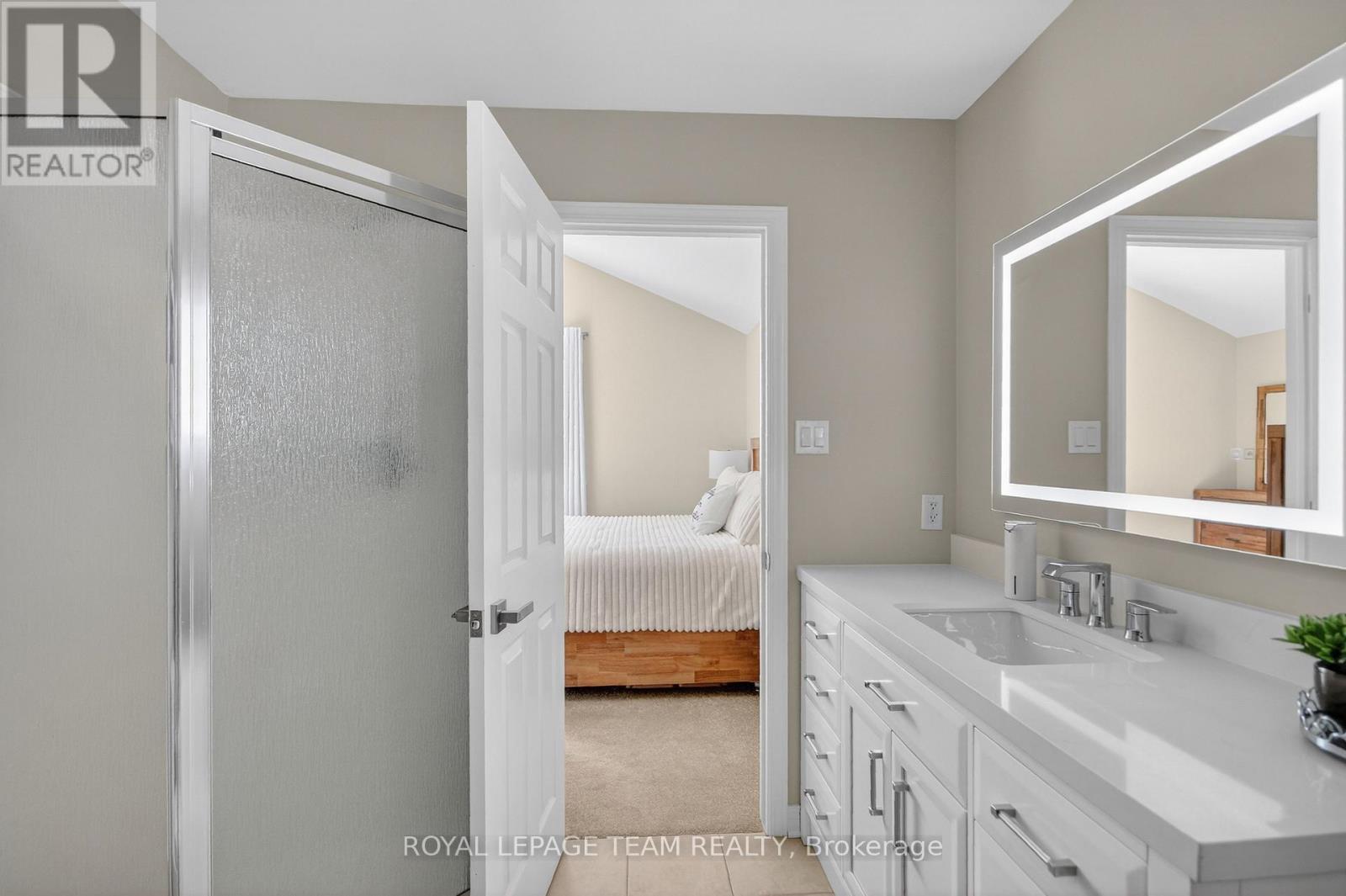 6291 Ottawa Street W