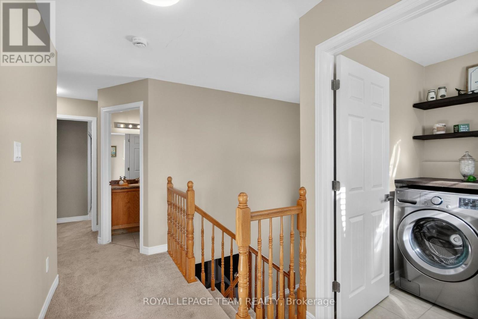 6291 Ottawa Street W