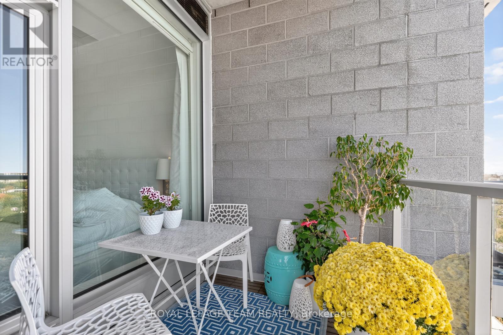 Ph3 - 118 Holmwood Avenue