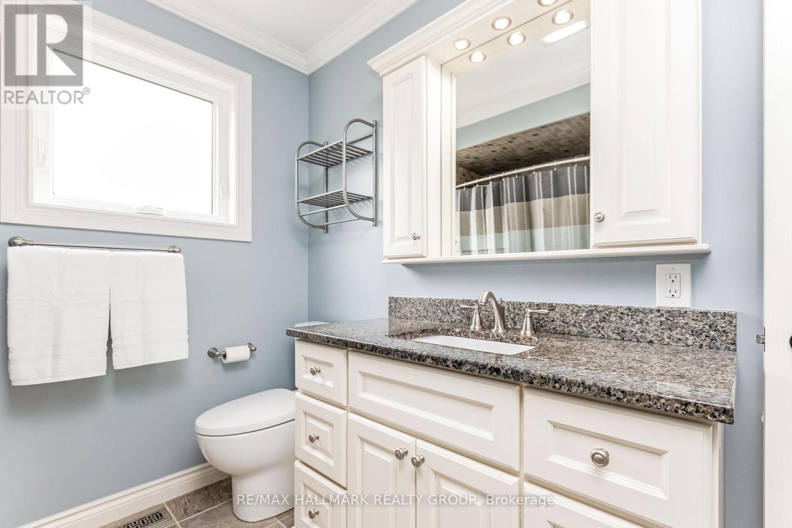 328 Mceachern Crescent