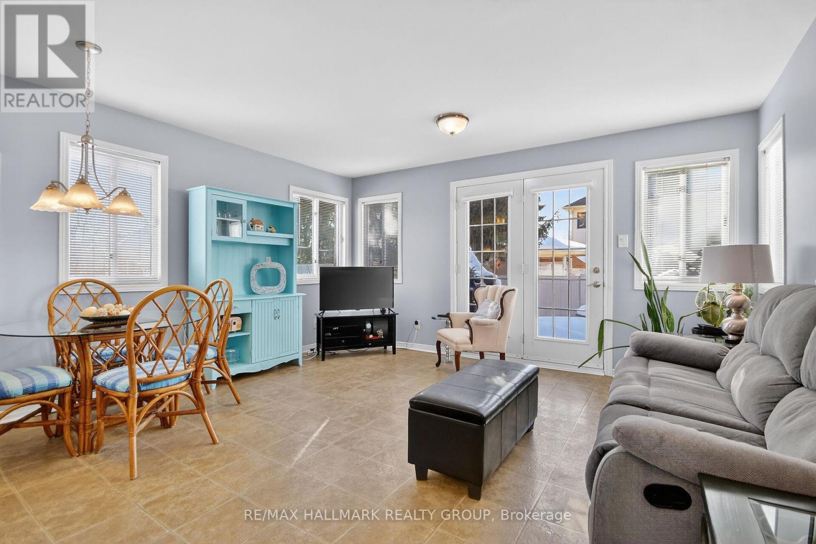 52 Bramblewood Crescent