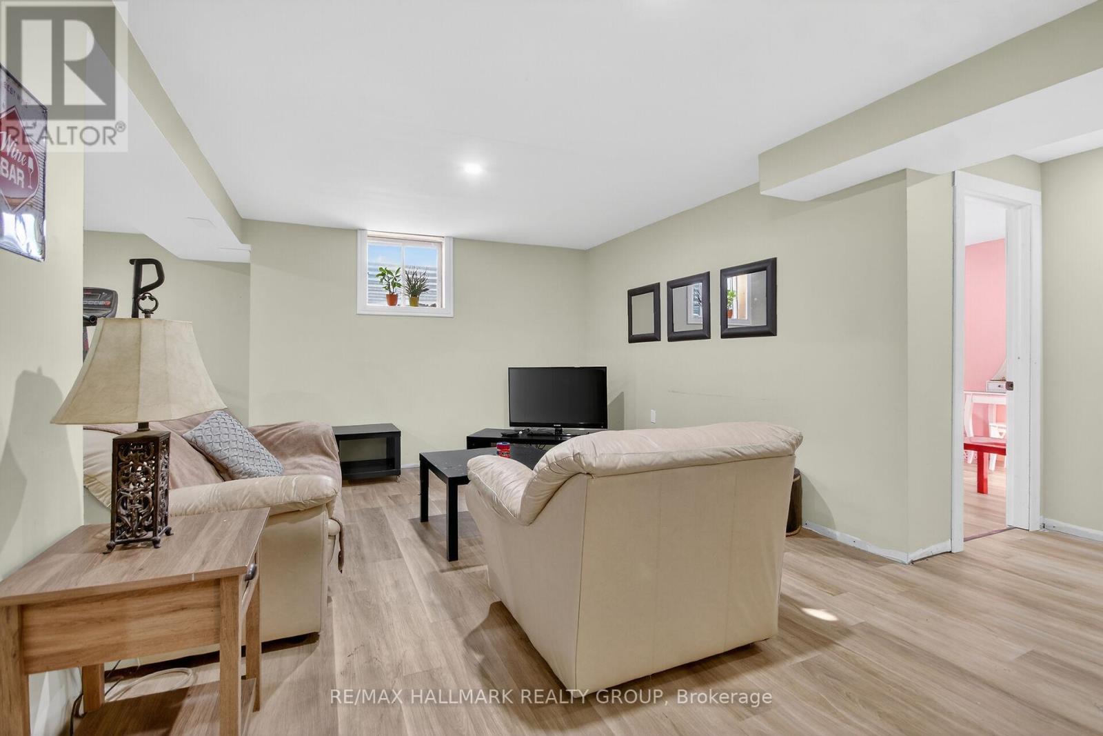 52 Bramblewood Crescent