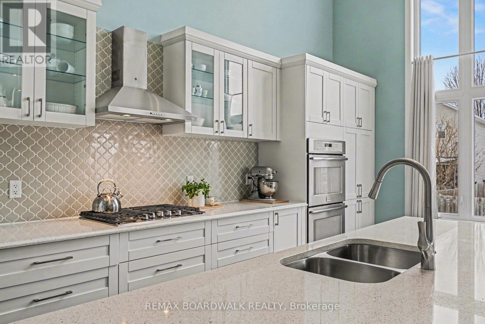 87 Cobblestone Drive