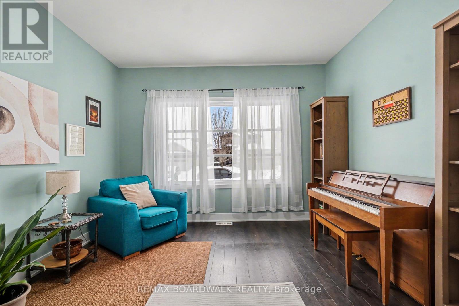 87 Cobblestone Drive