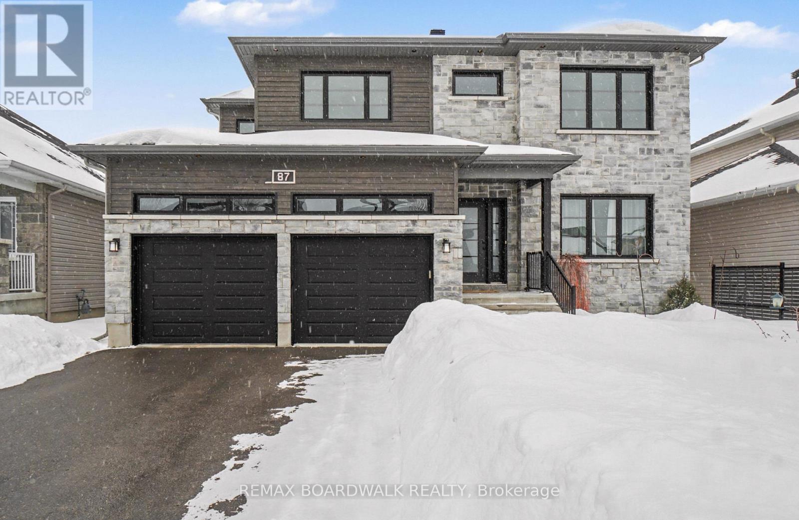 87 Cobblestone Drive