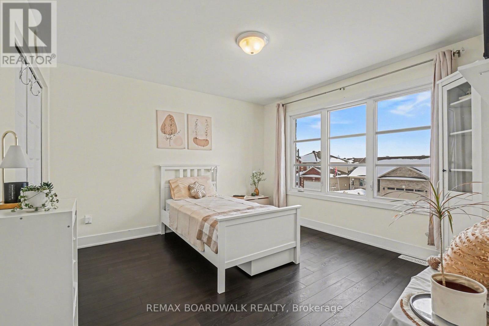 87 Cobblestone Drive