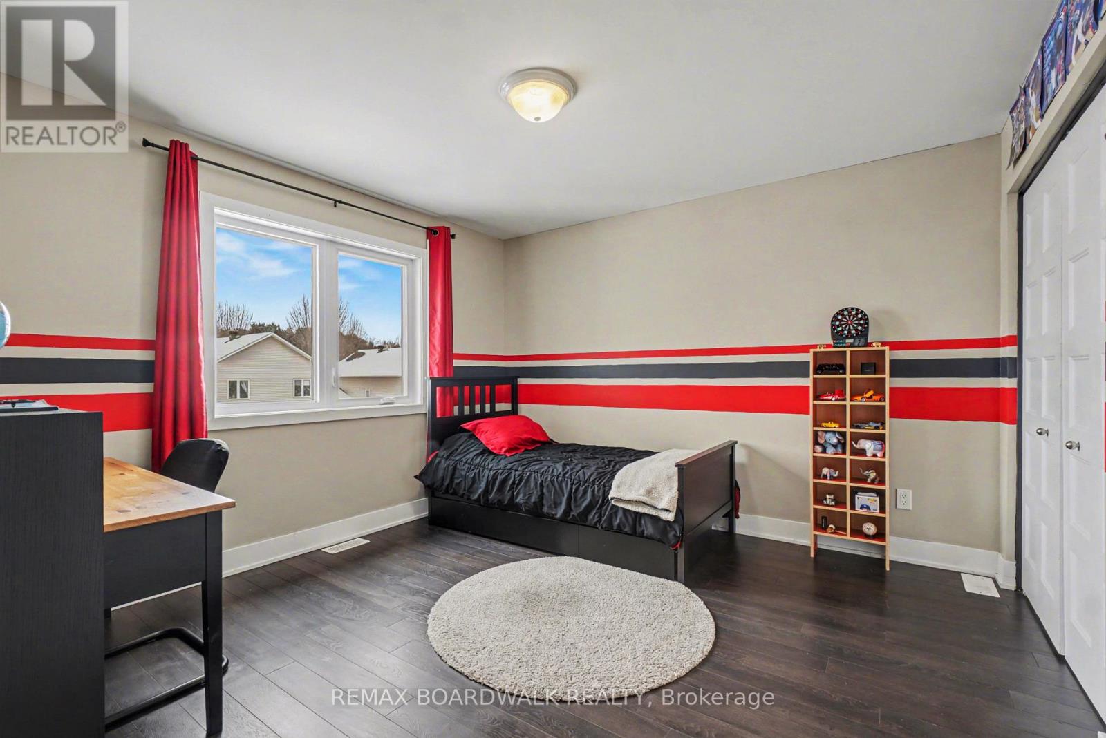 87 Cobblestone Drive