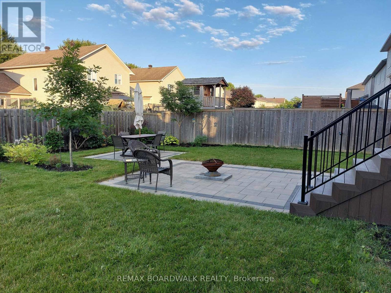 87 Cobblestone Drive