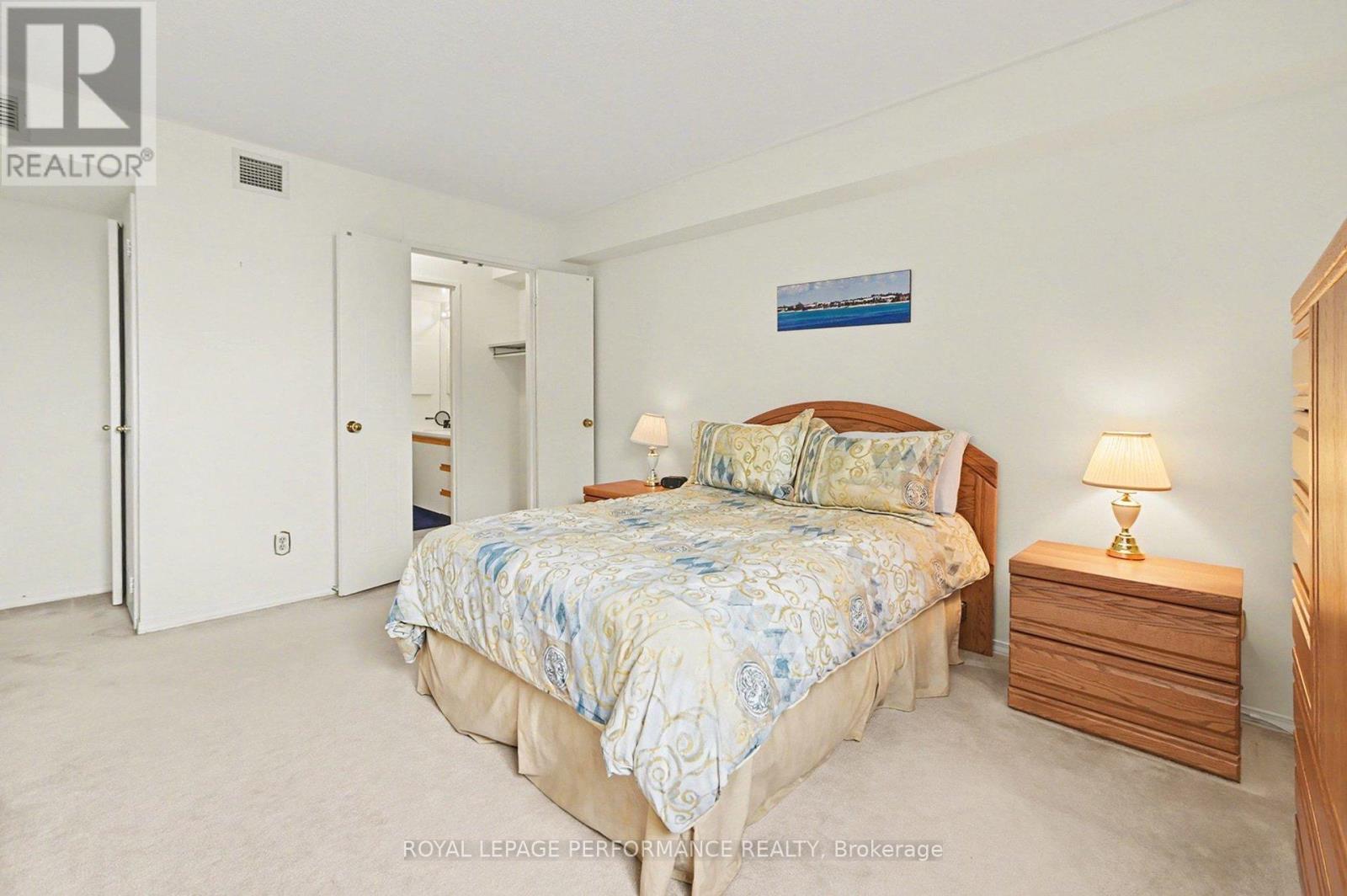 1207 - 1705 Playfair Drive