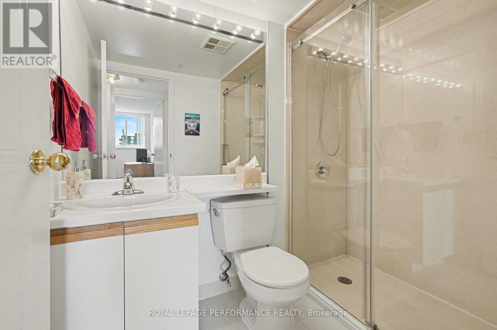 1207 - 1705 Playfair Drive