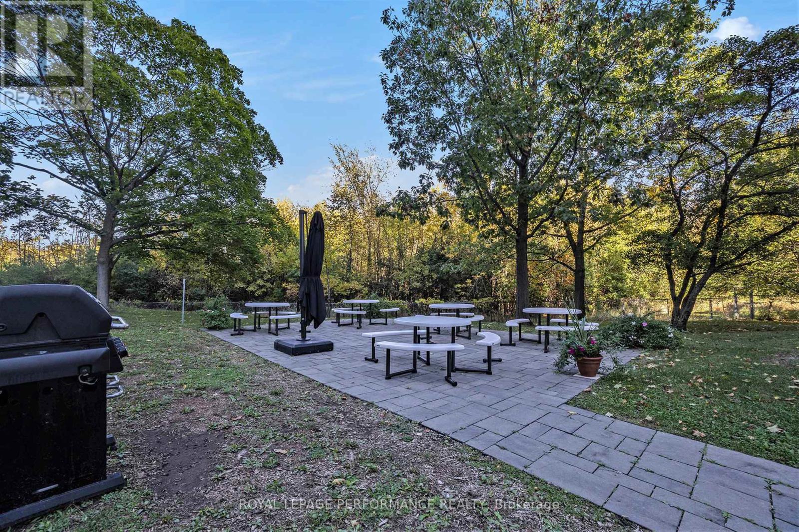 1207 - 1705 Playfair Drive