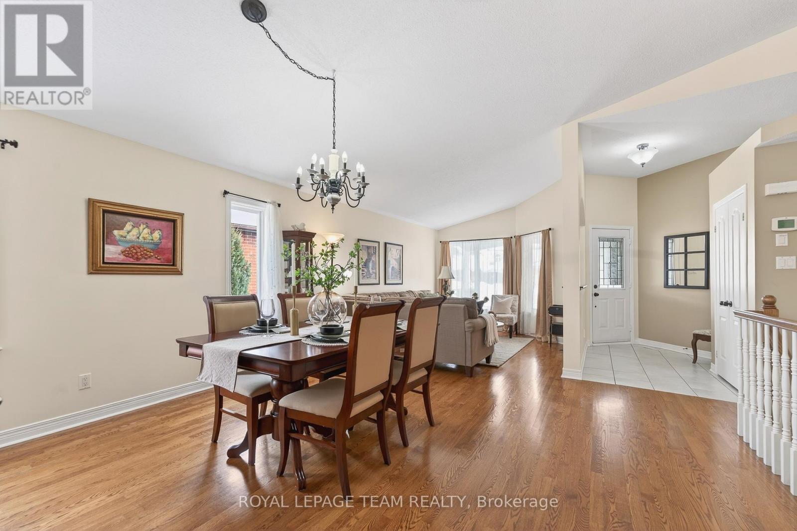 81 Waterthrush Crescent