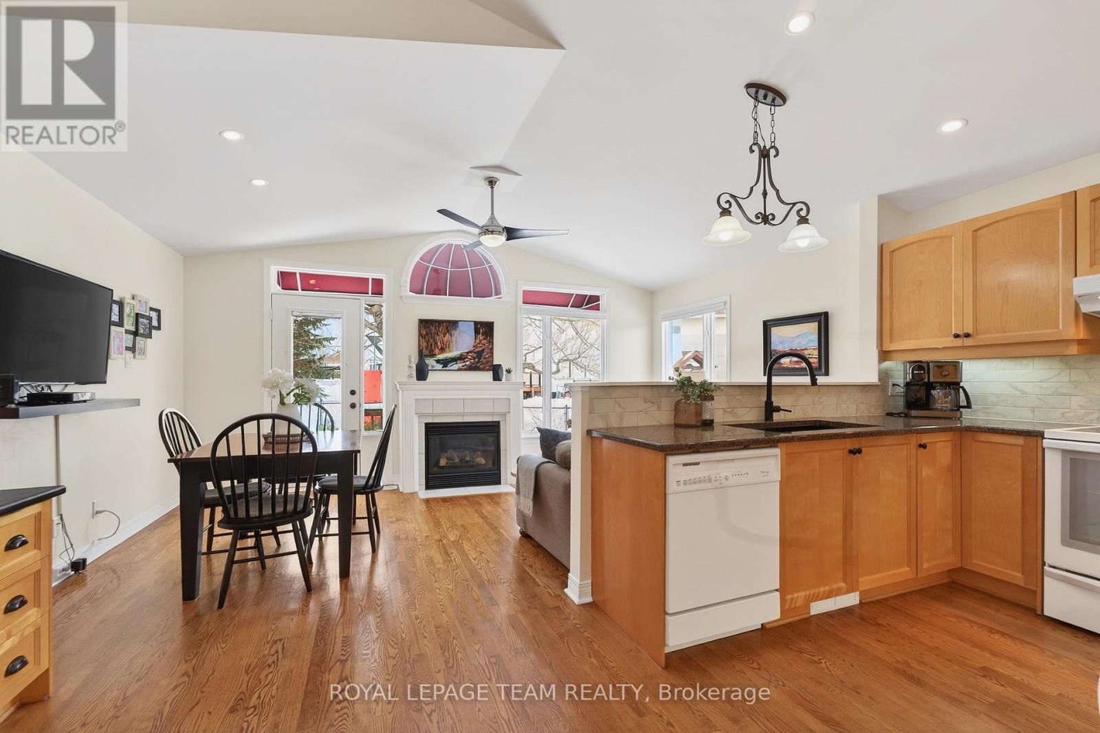 81 Waterthrush Crescent