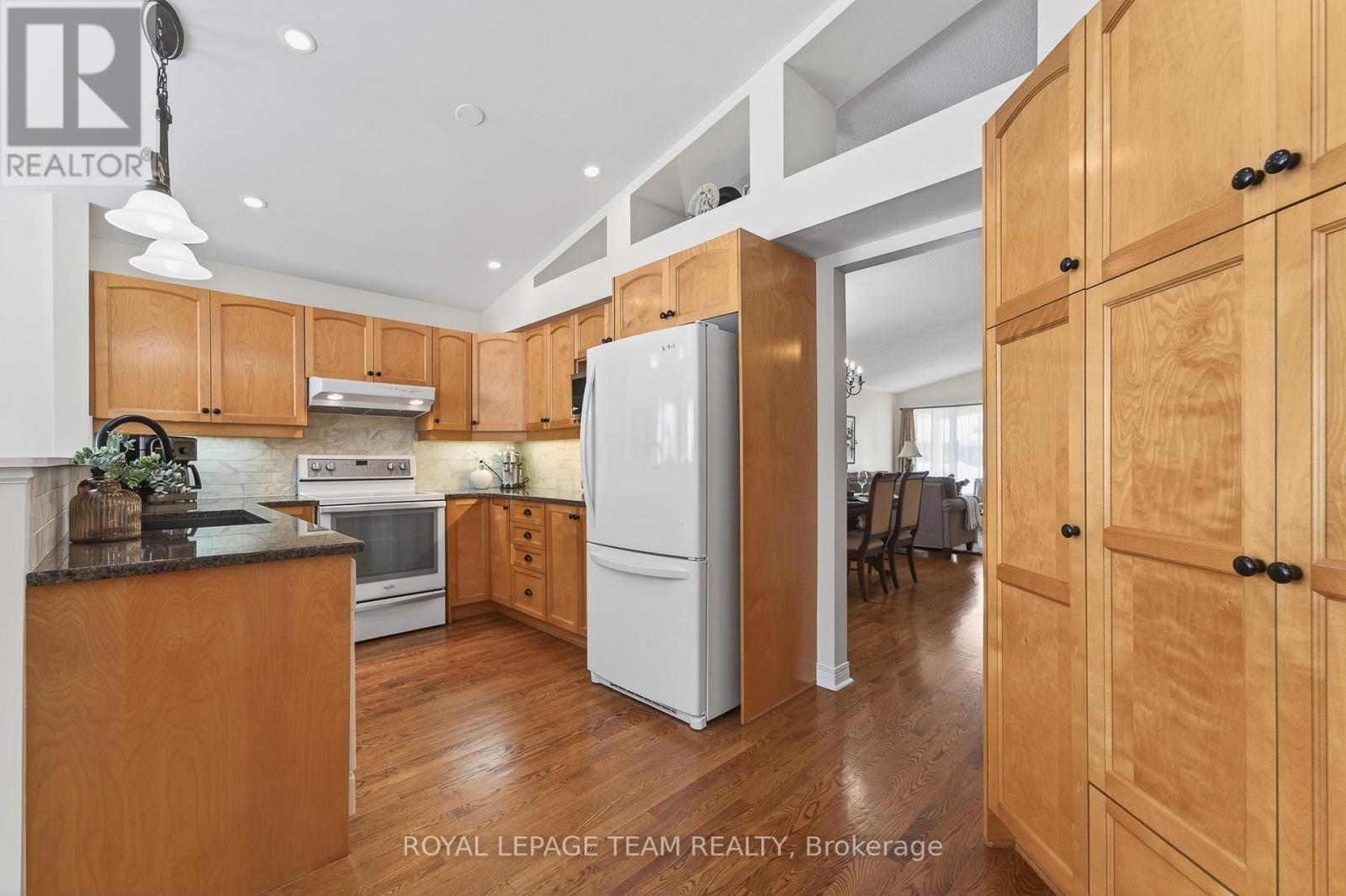 81 Waterthrush Crescent