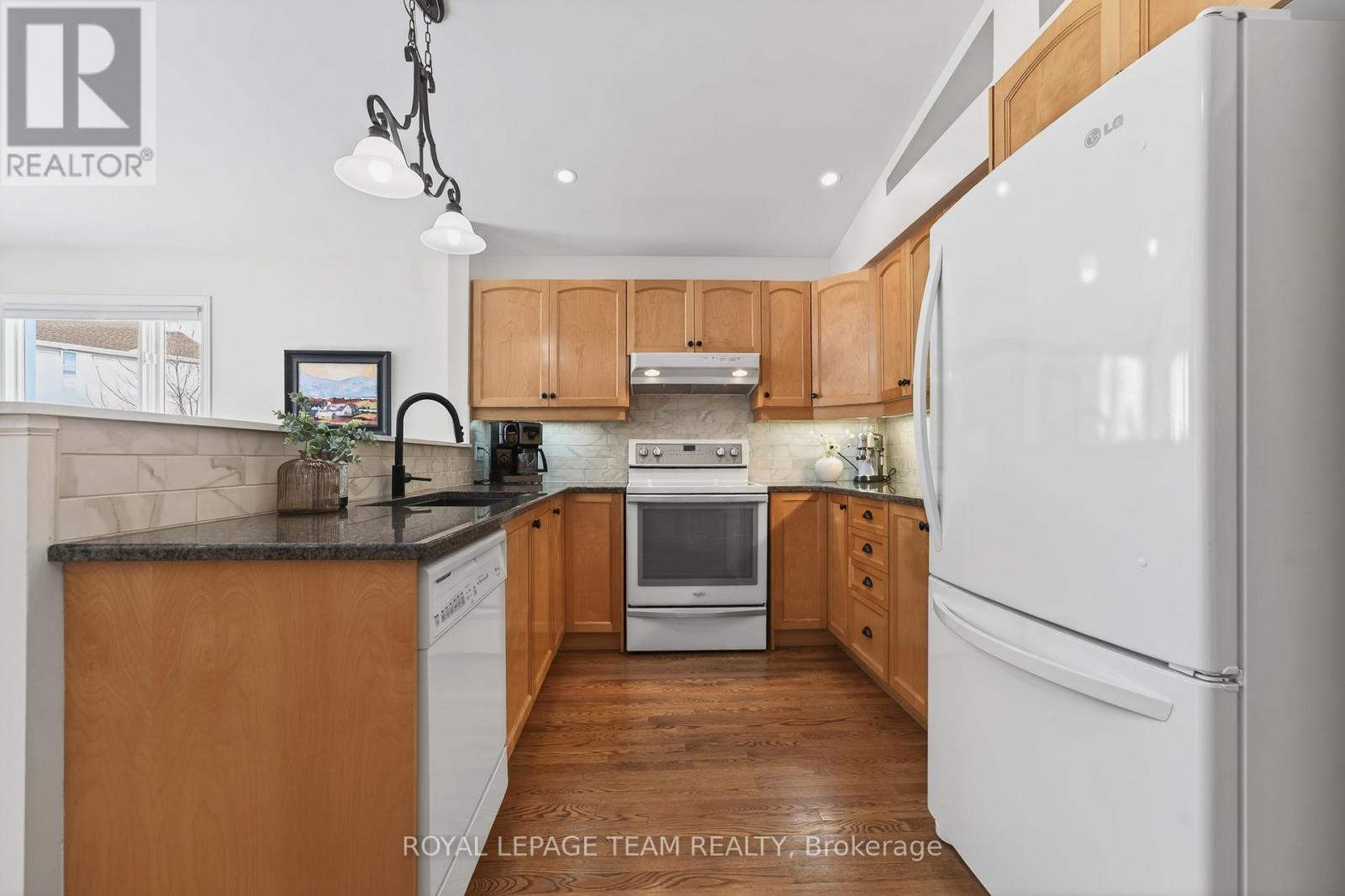 81 Waterthrush Crescent