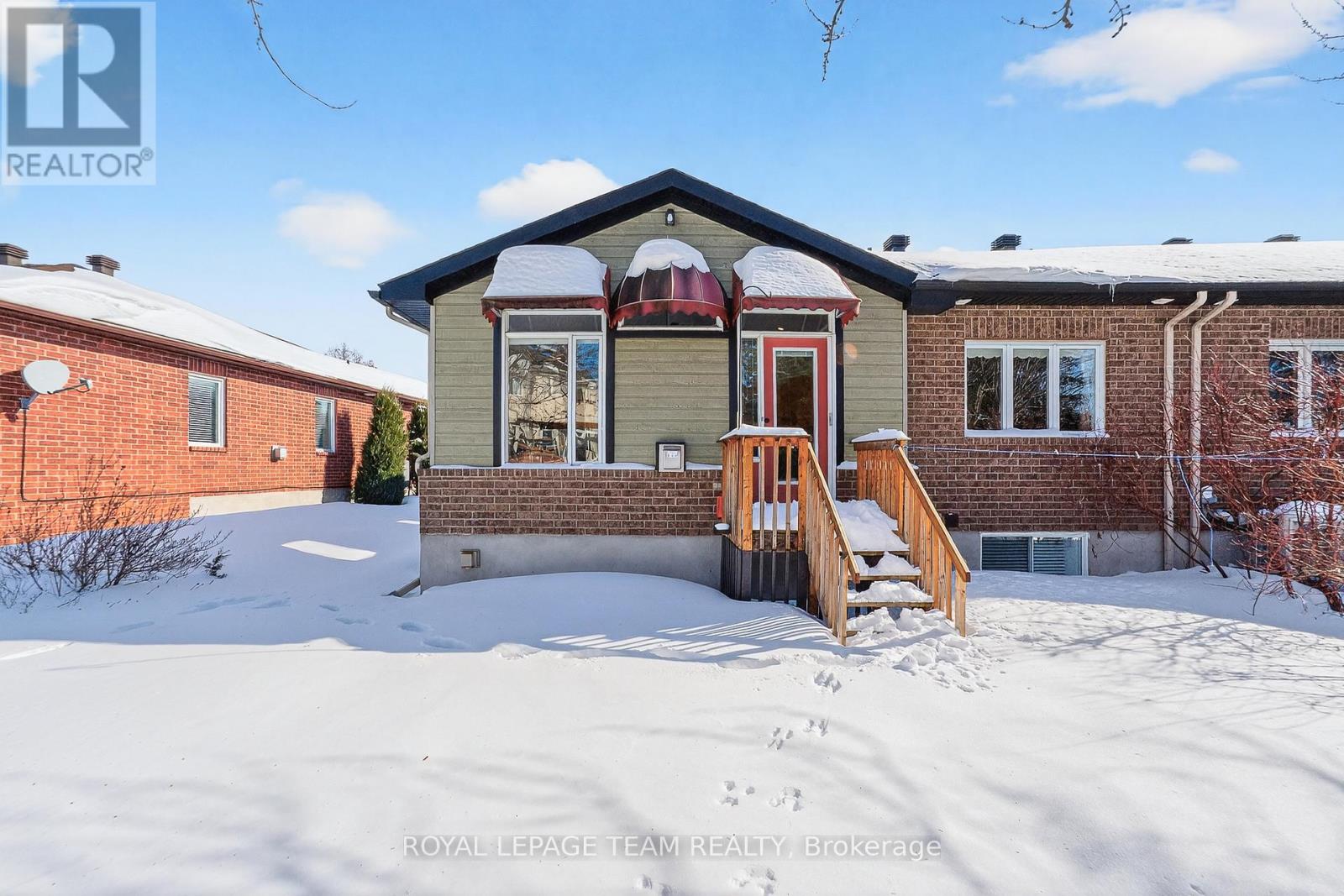 81 Waterthrush Crescent