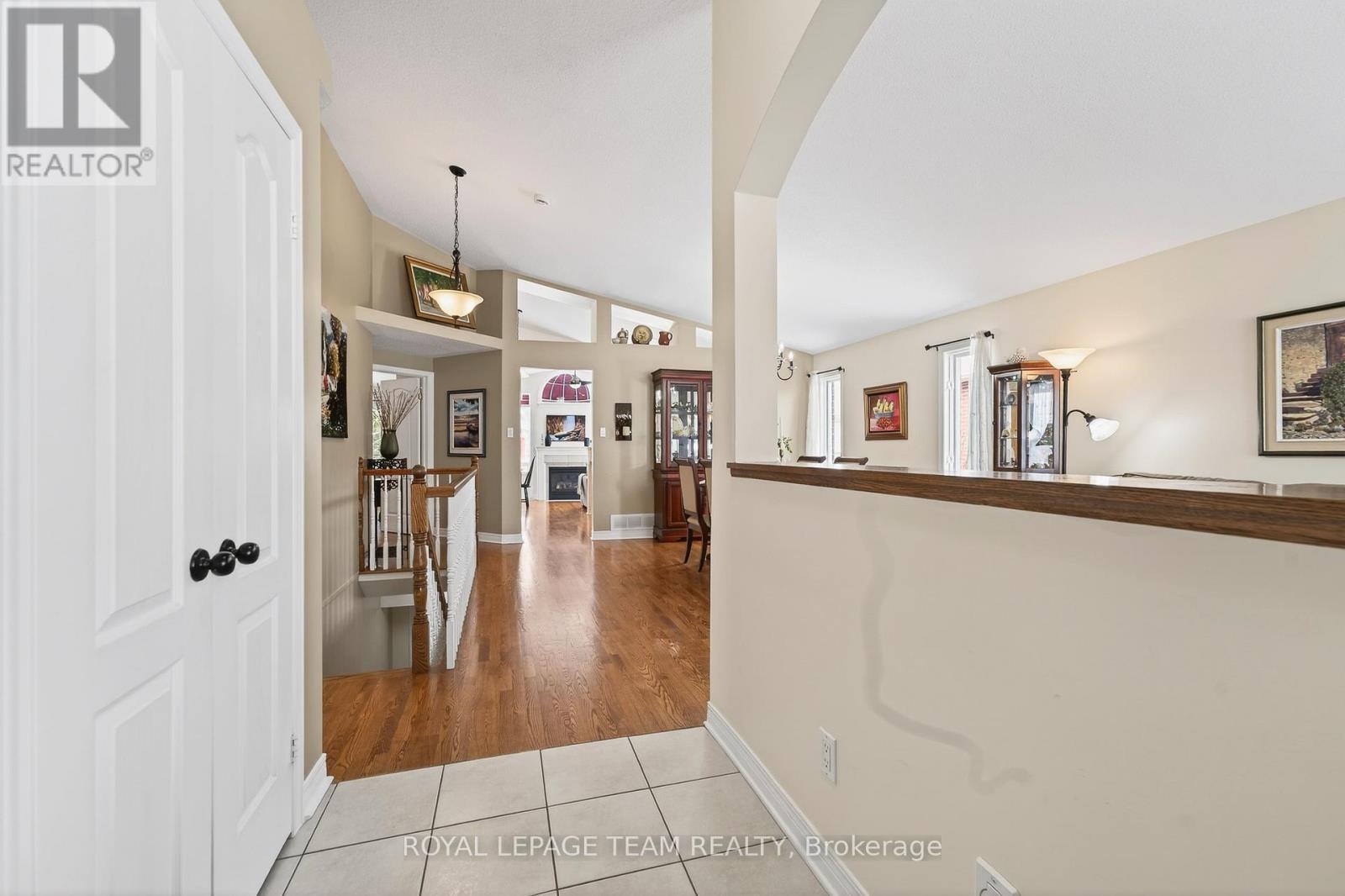 81 Waterthrush Crescent