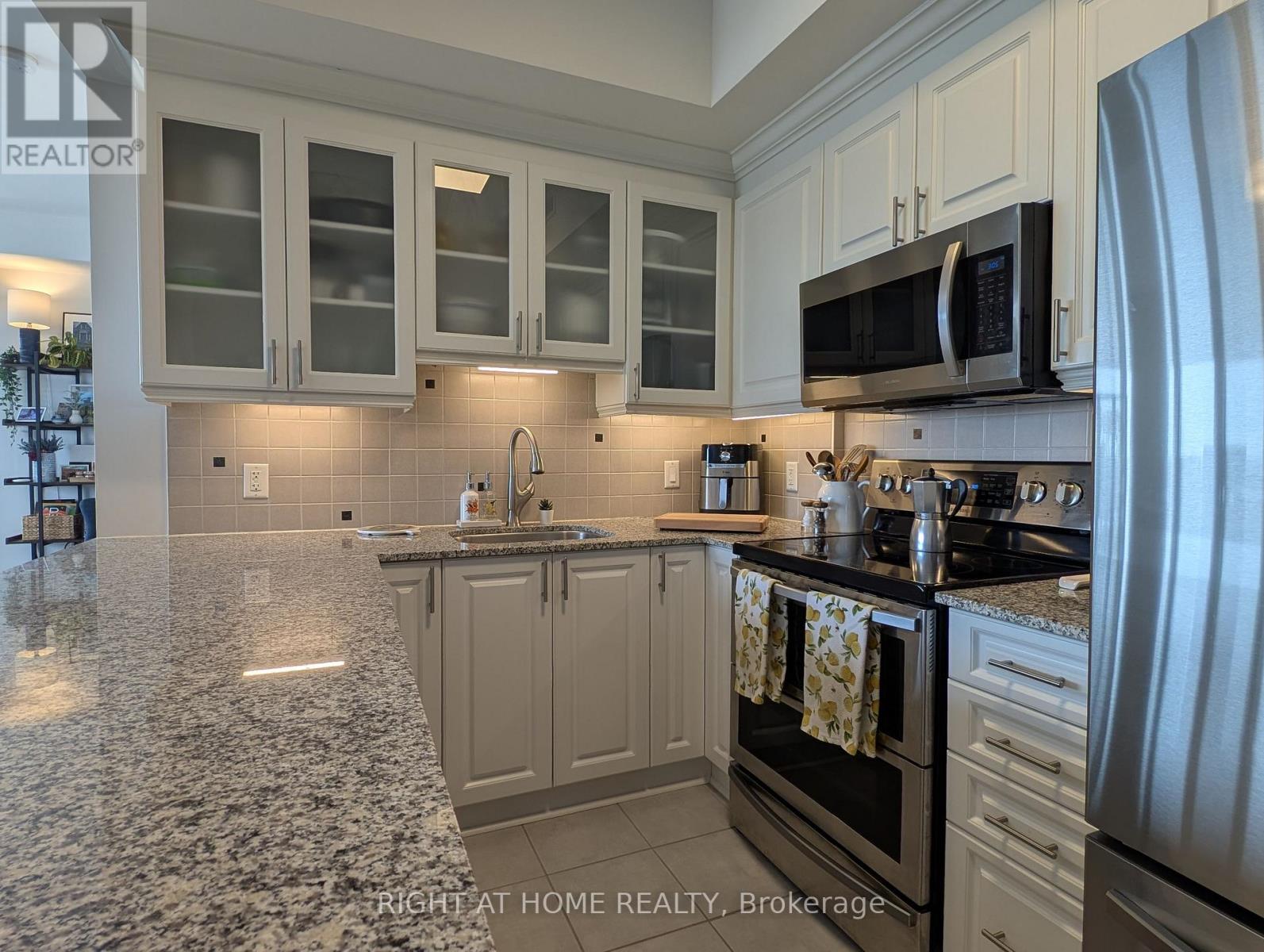 1804 - 70 Landry Street