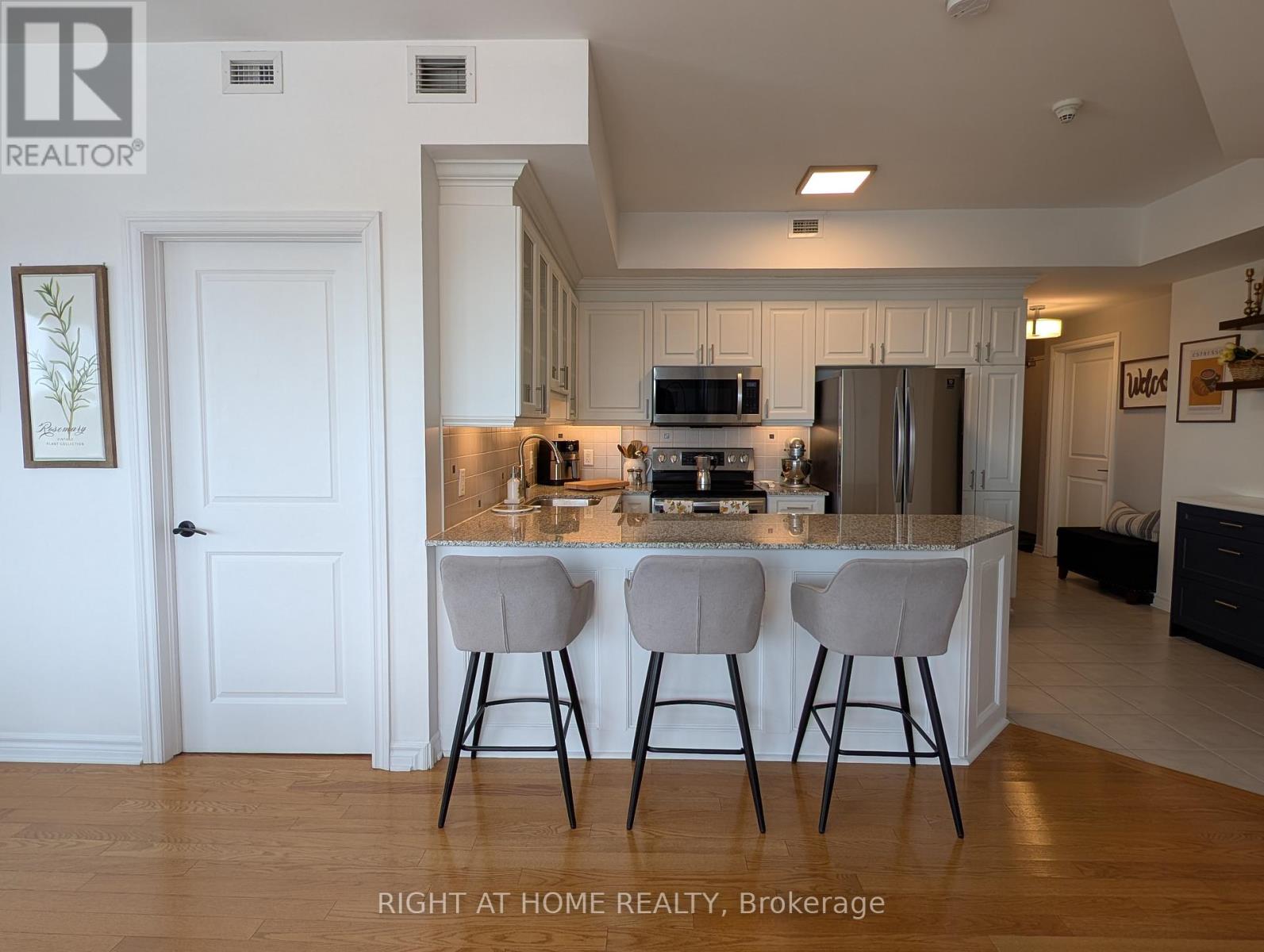 1804 - 70 Landry Street