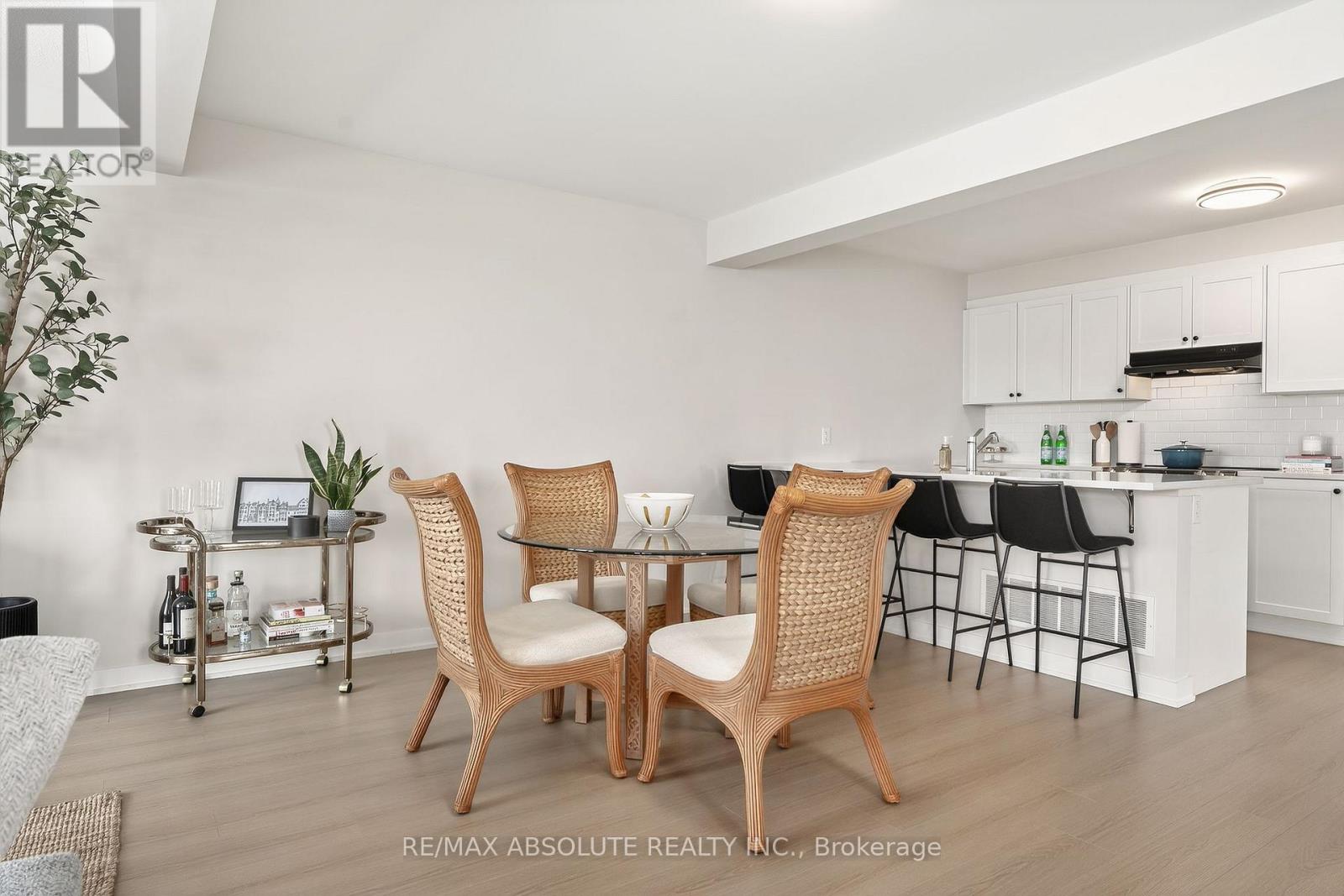 790 Kinstead Private