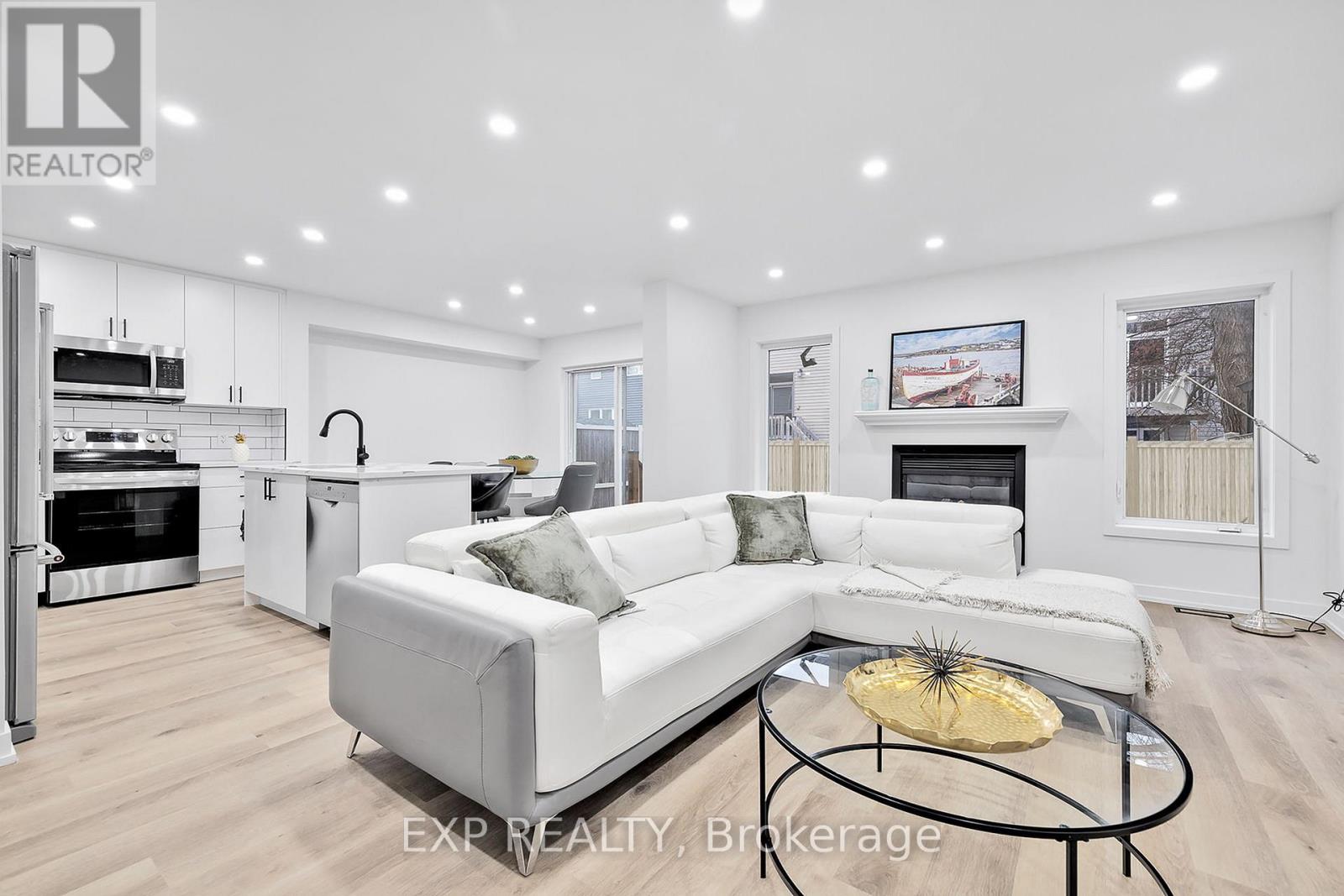 12 Marabrooke Street