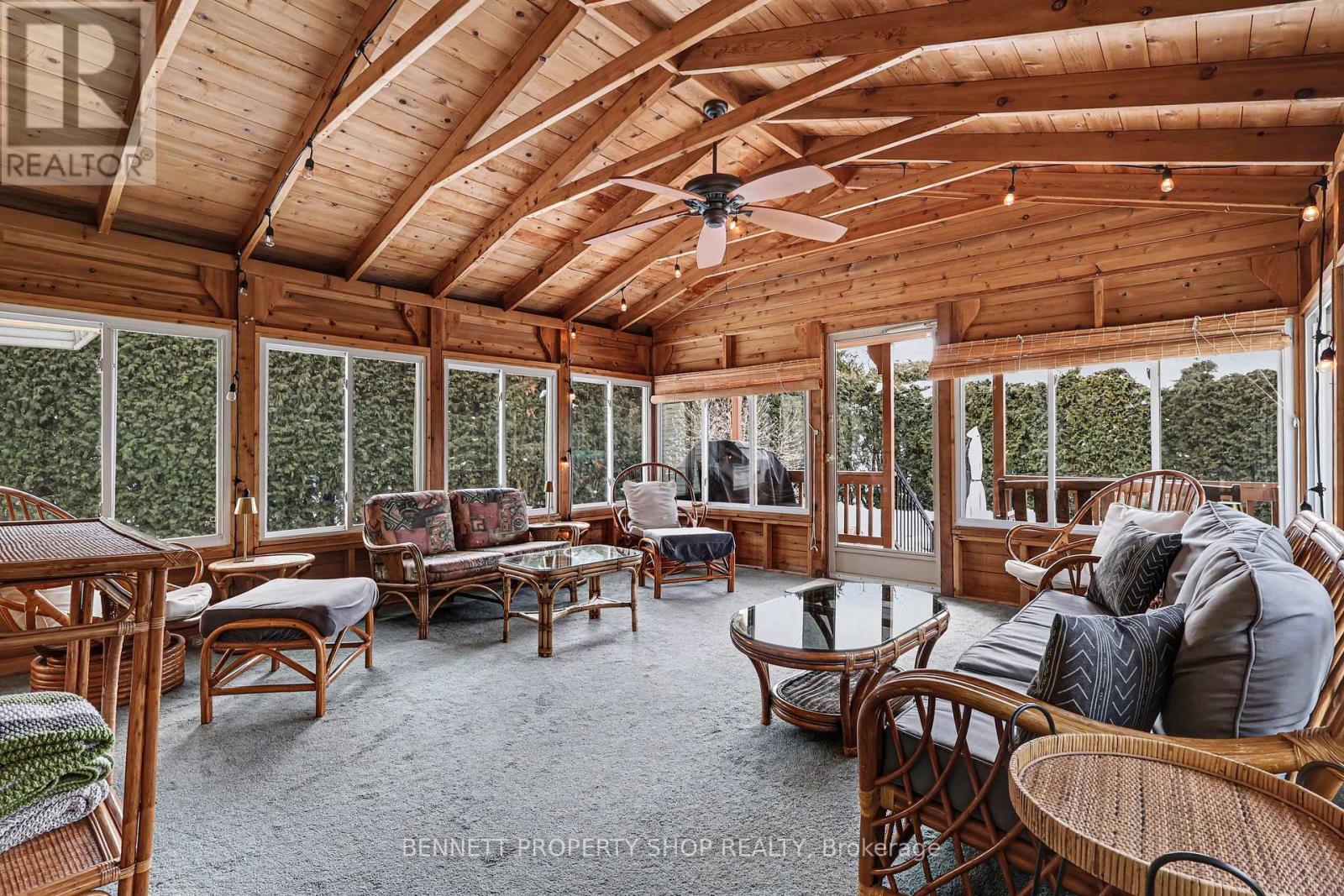 216 Macdougall Street