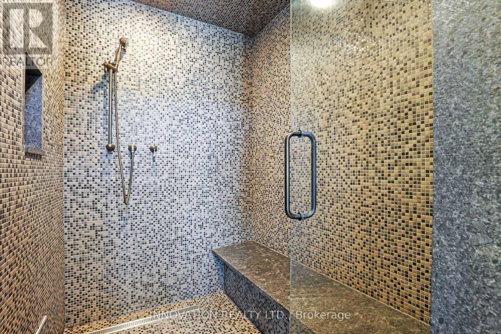 255 Maclarens Side Road