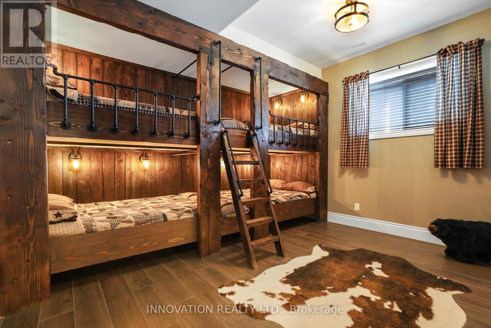 255 Maclarens Side Road