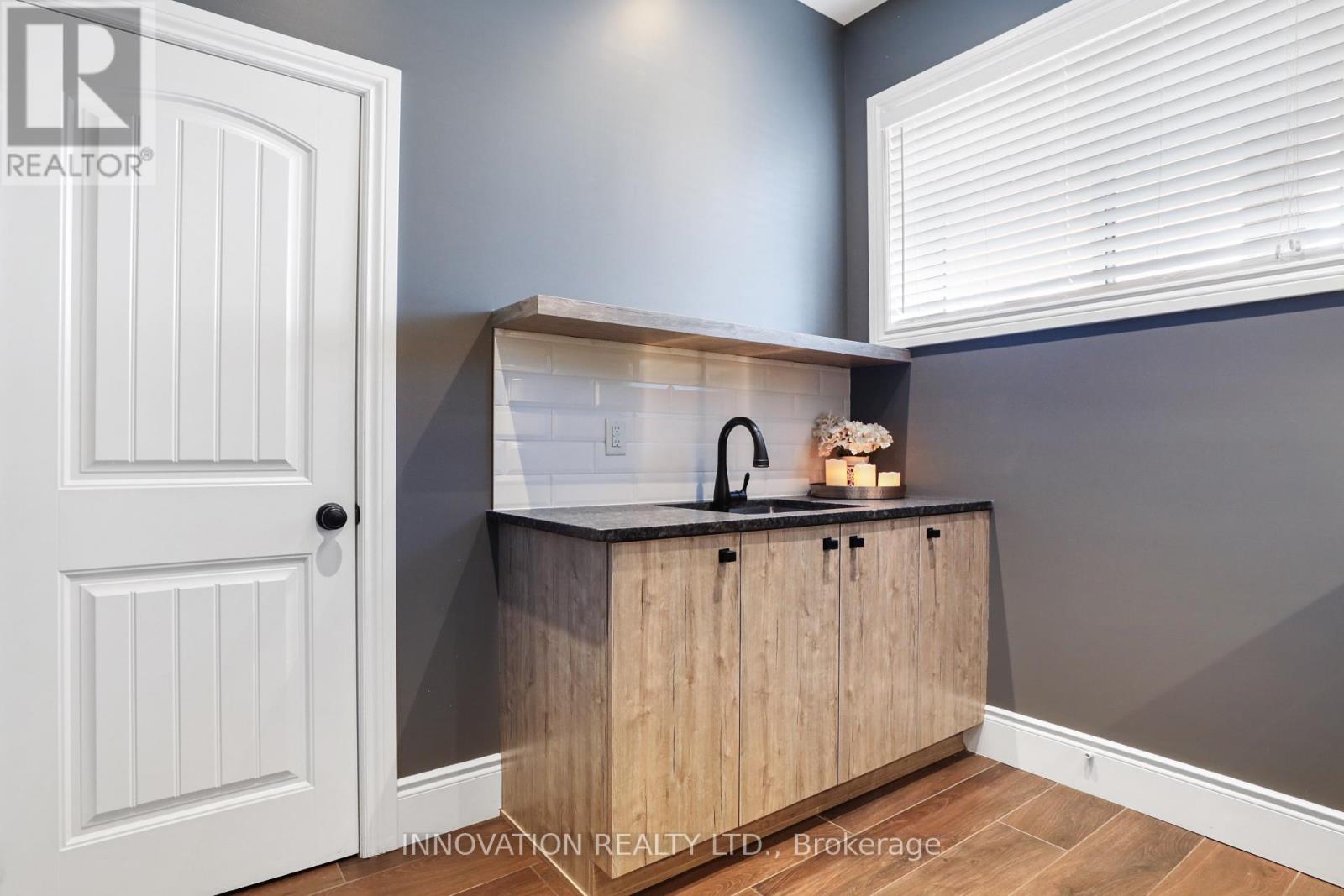 255 Maclarens Side Road