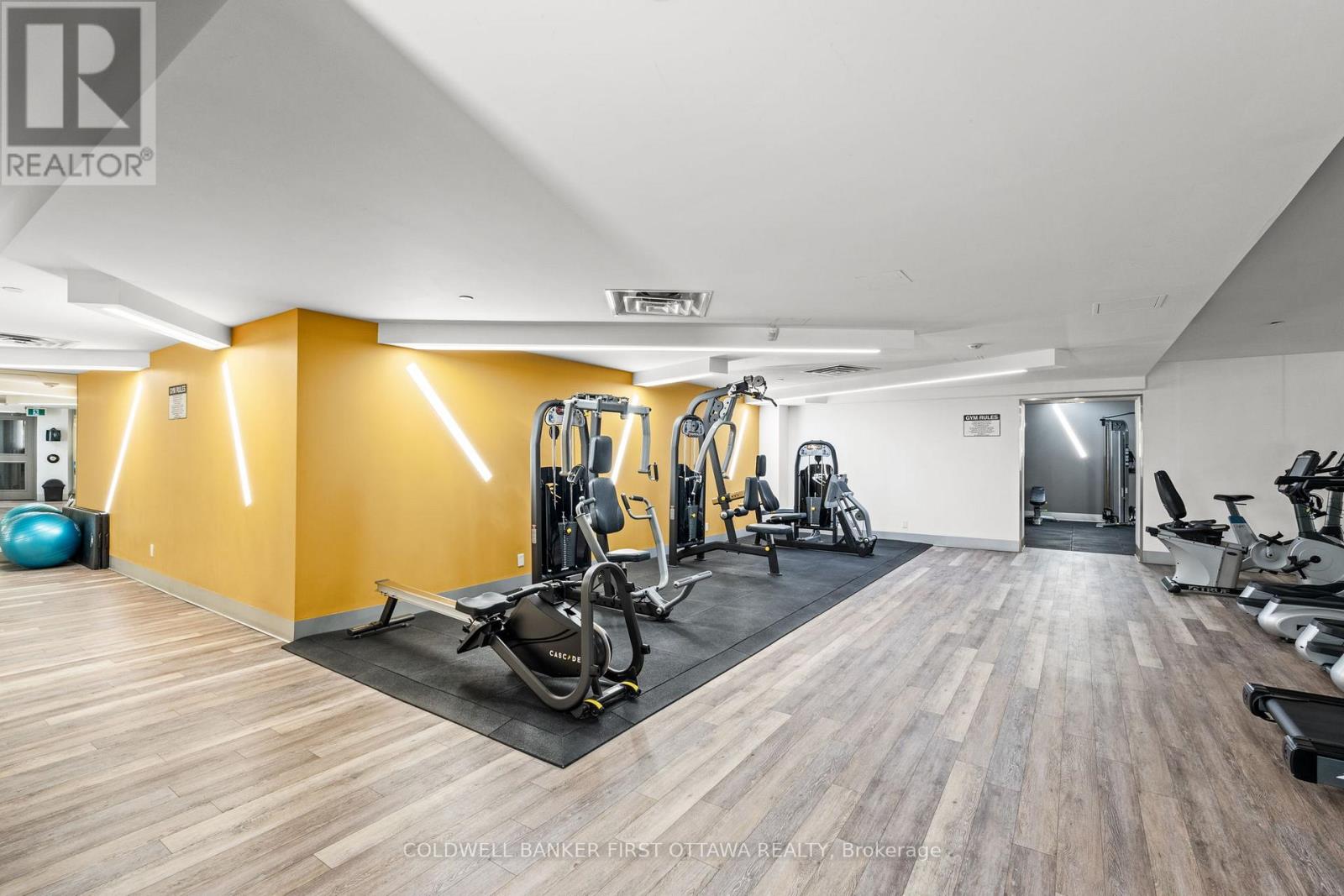 1905 - 485 Richmond Road