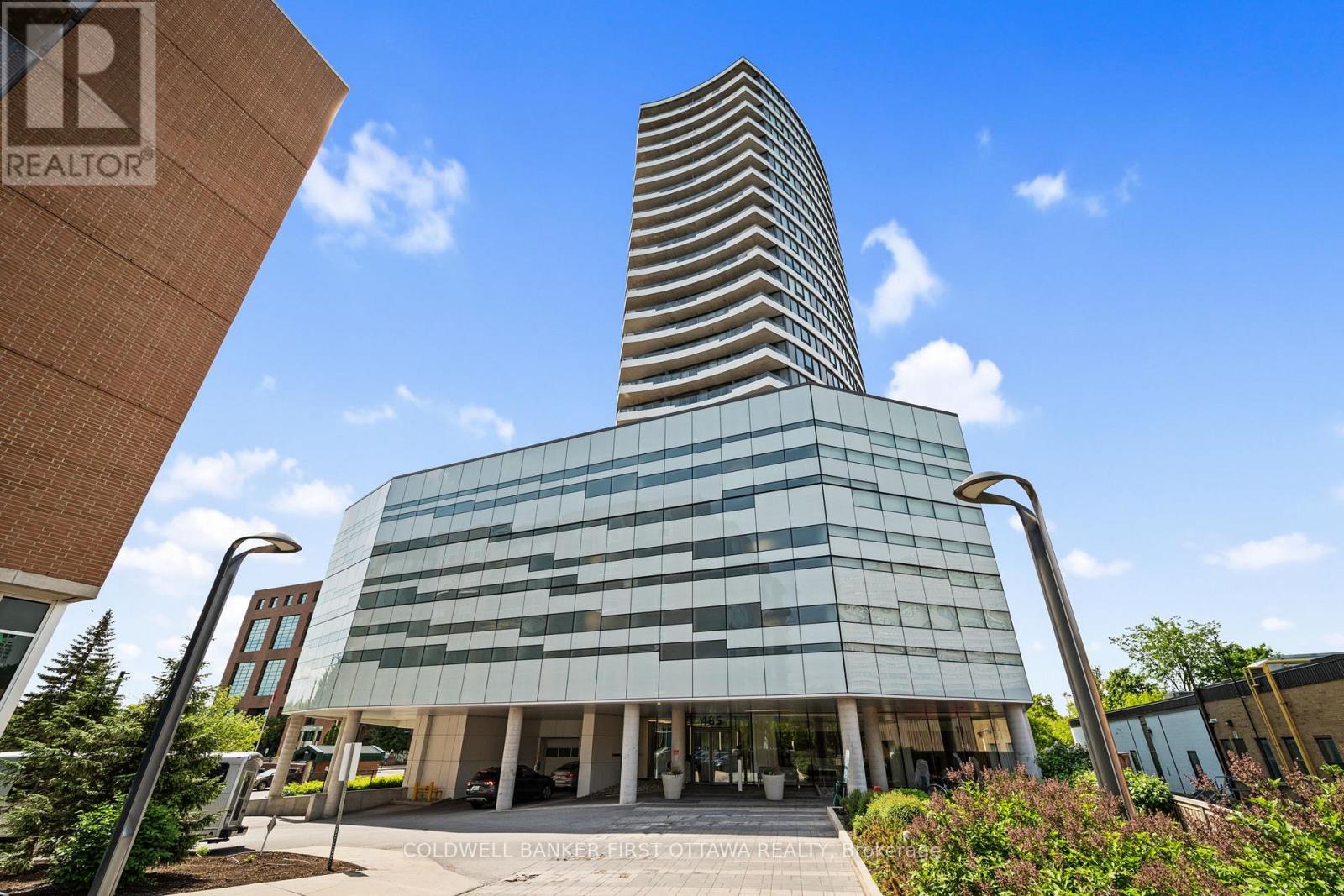 1905 - 485 Richmond Road