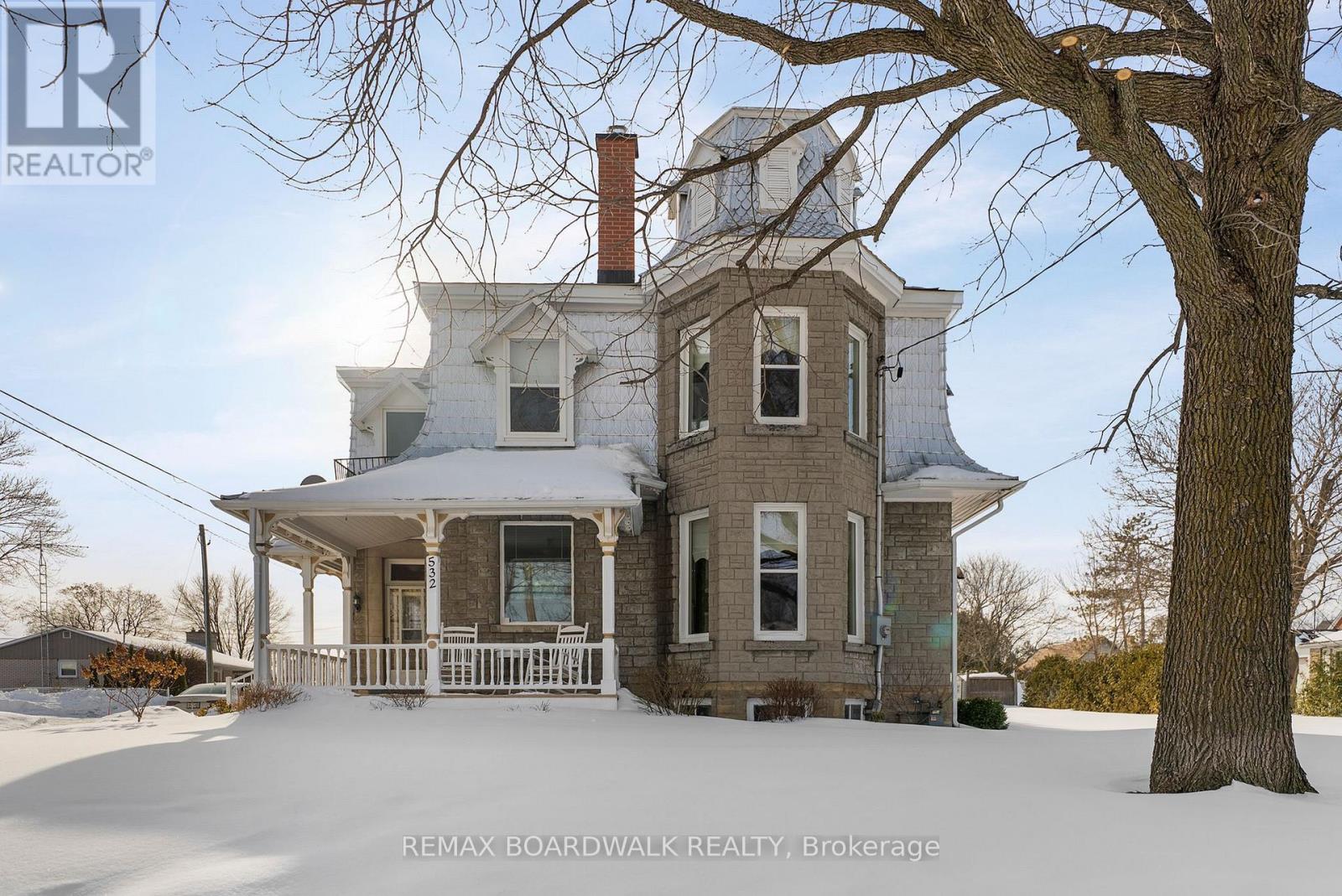 532 St Lawrence Street