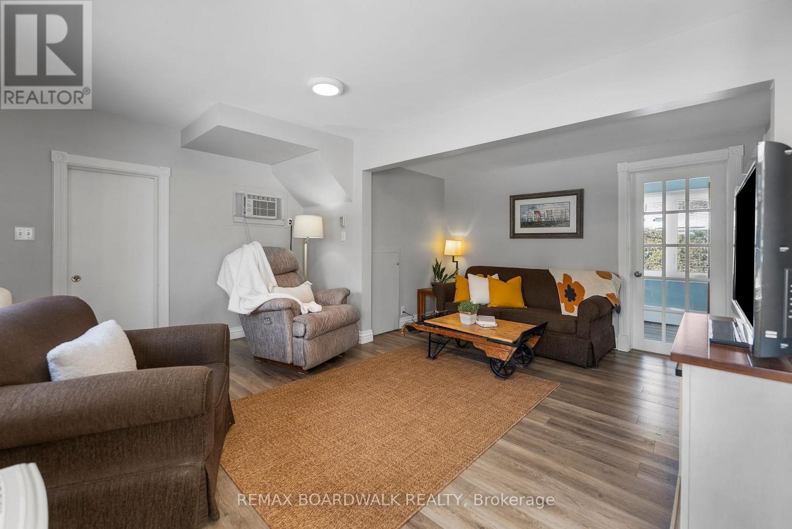 532 St Lawrence Street