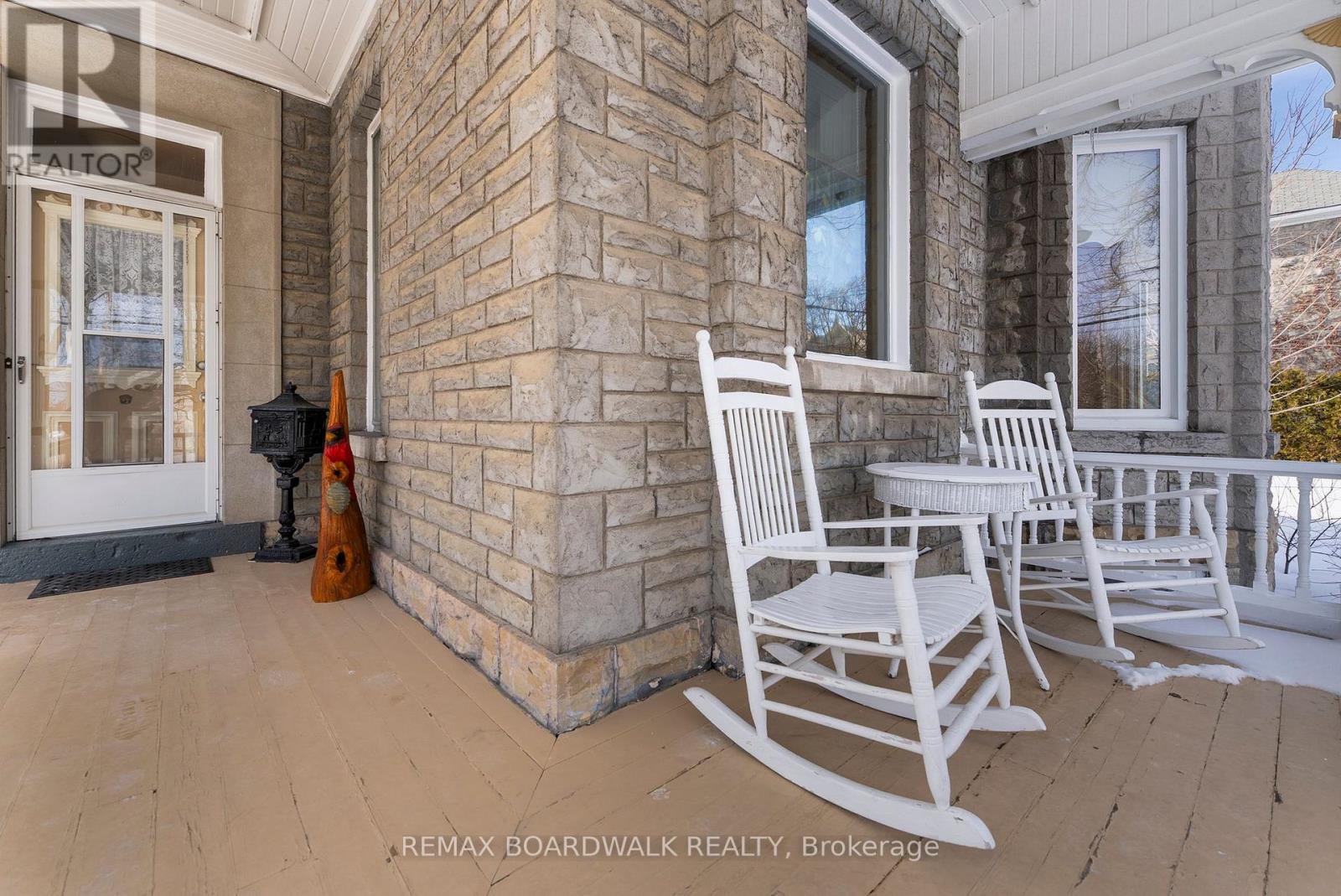 532 St Lawrence Street