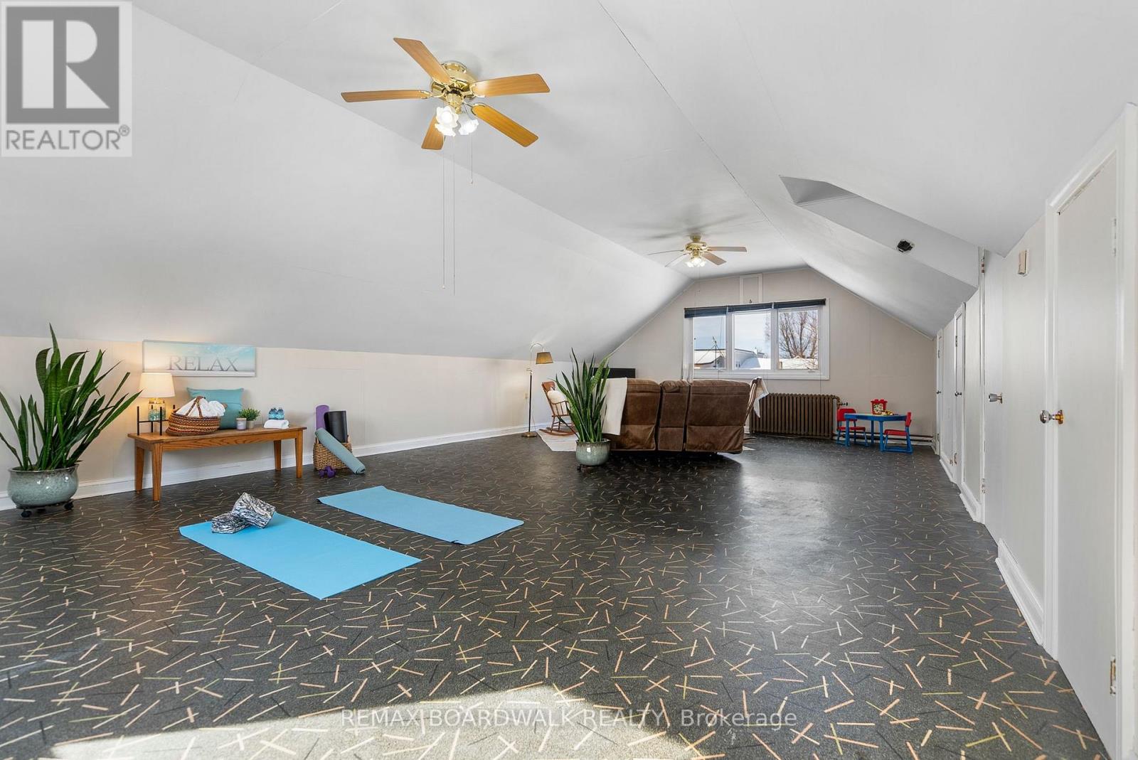 532 St Lawrence Street