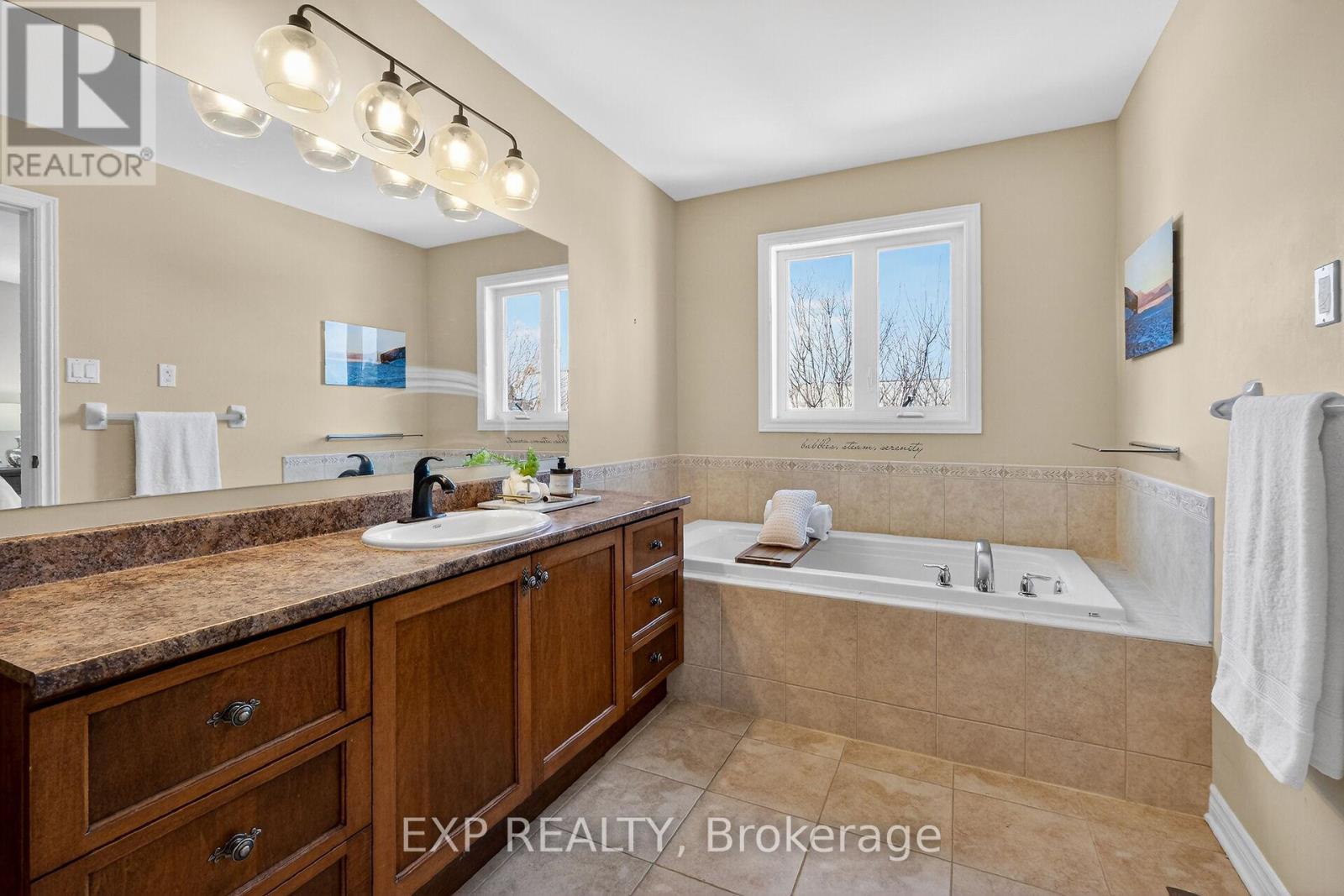 32 Olde Towne. Avenue