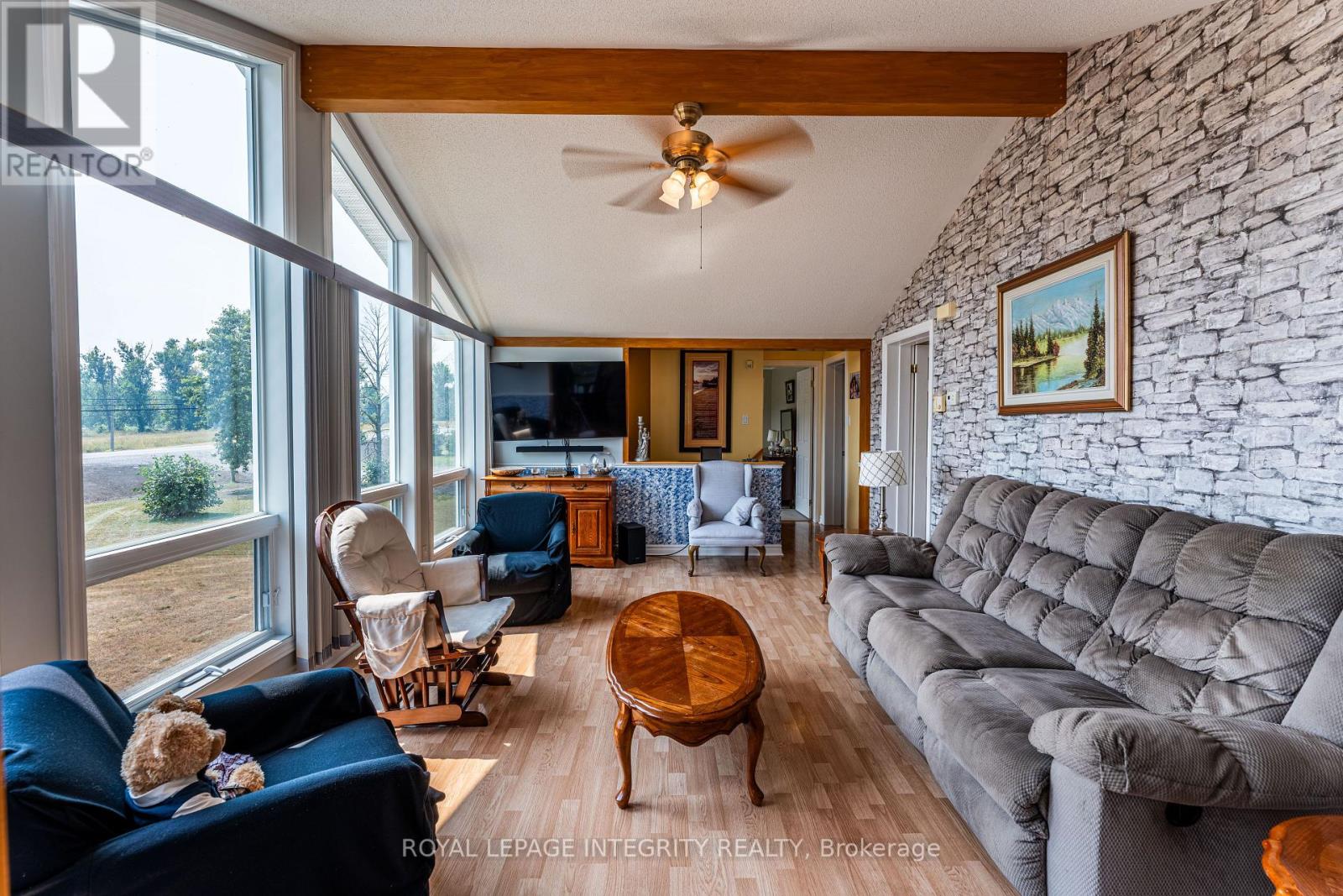 14977 Country Rd 2 Road