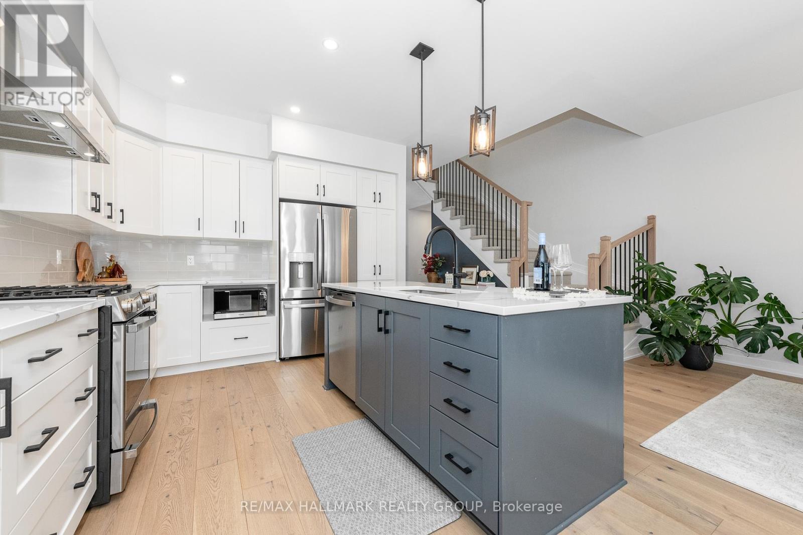 2260 Copperhead Street