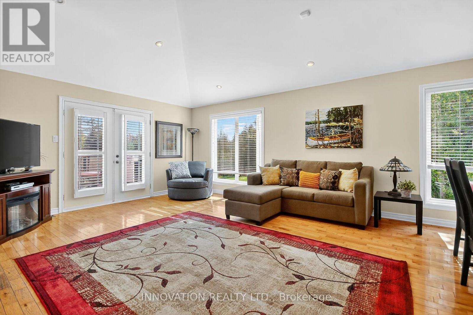 380 Brunton Side Rd, R.r. #3 Road