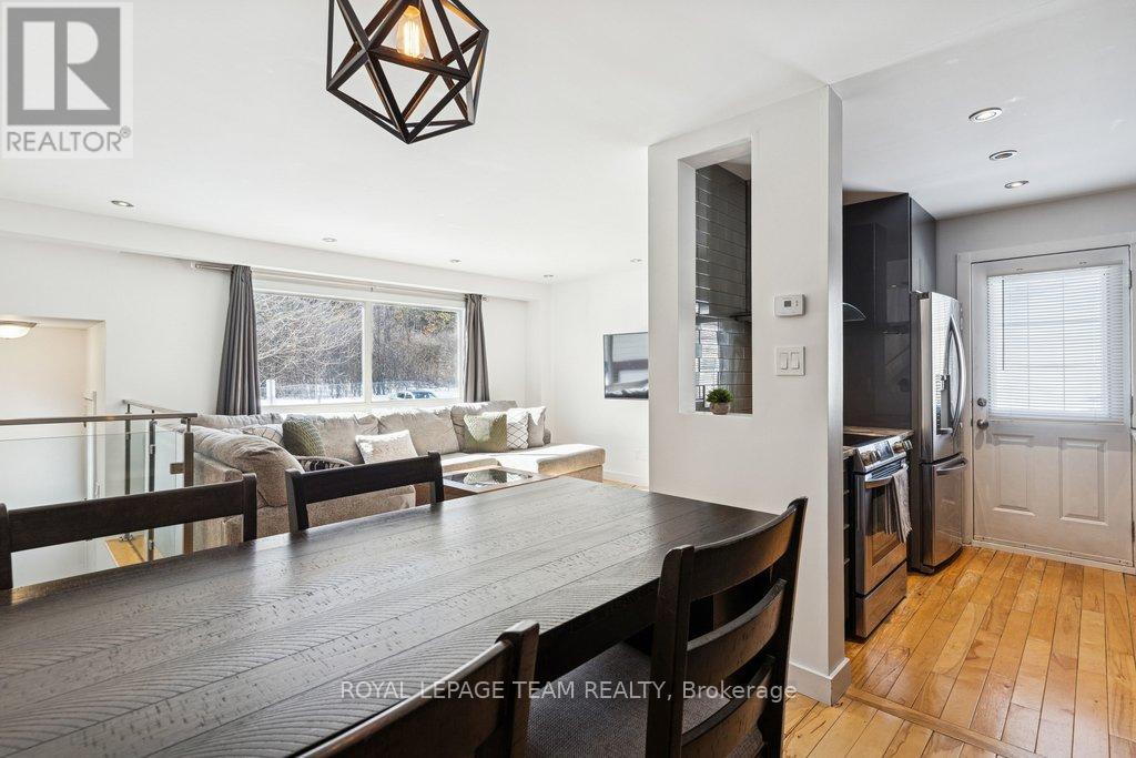 109 - 15b Forester Crescent