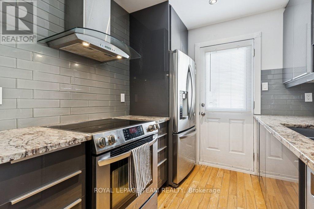 109 - 15b Forester Crescent