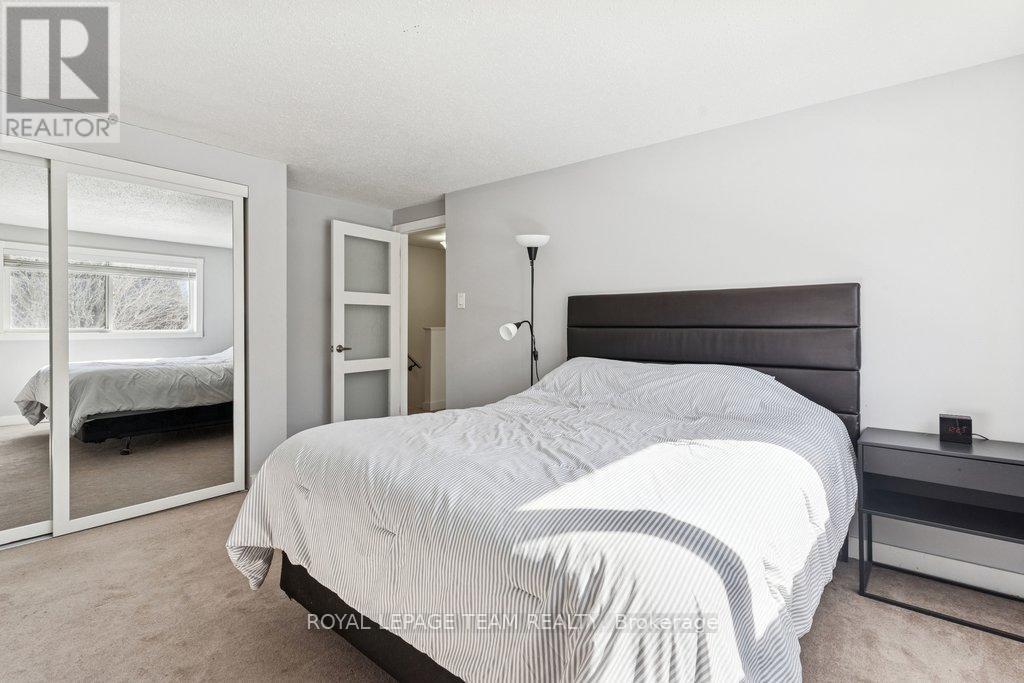 109 - 15b Forester Crescent