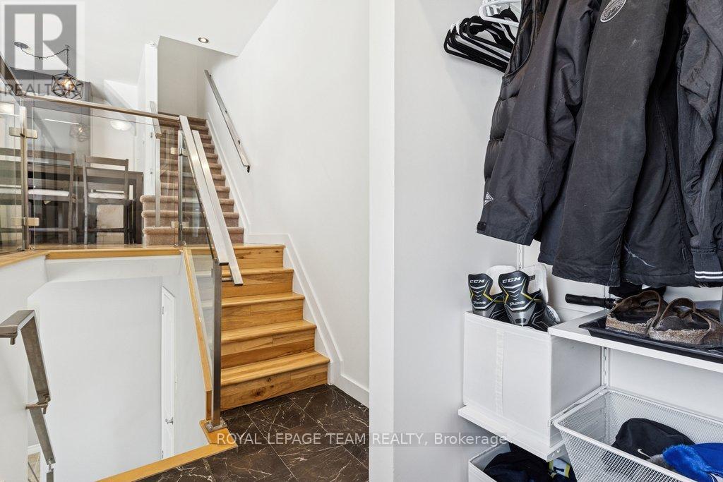 109 - 15b Forester Crescent