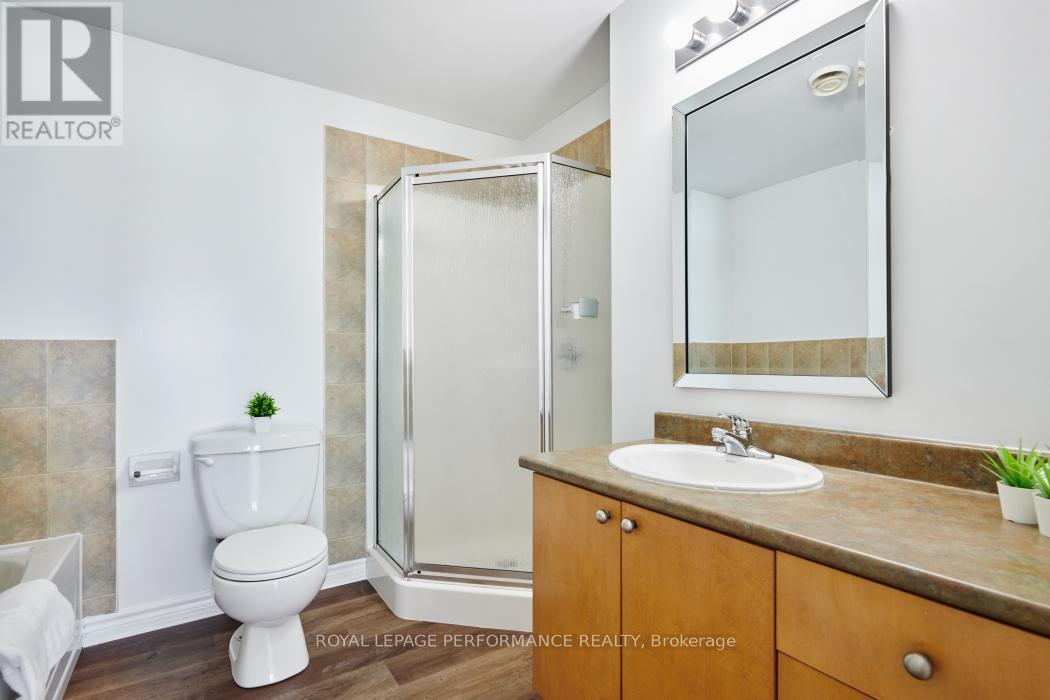 89 - 1107 E Stittsville Main Street