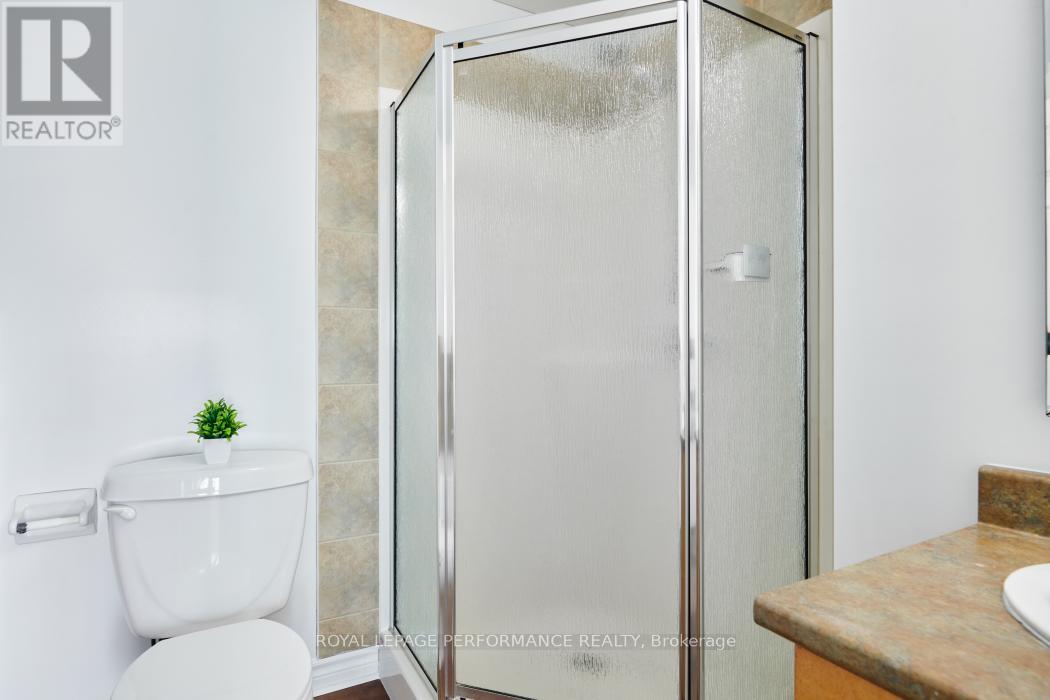 89 - 1107 E Stittsville Main Street