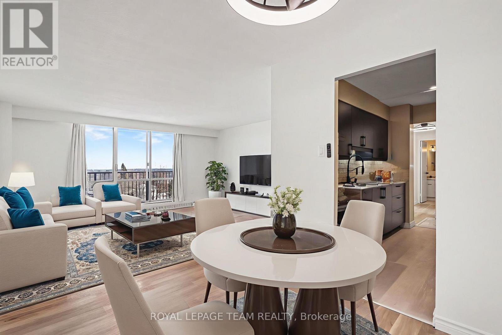 606 - 2400 Virginia Drive