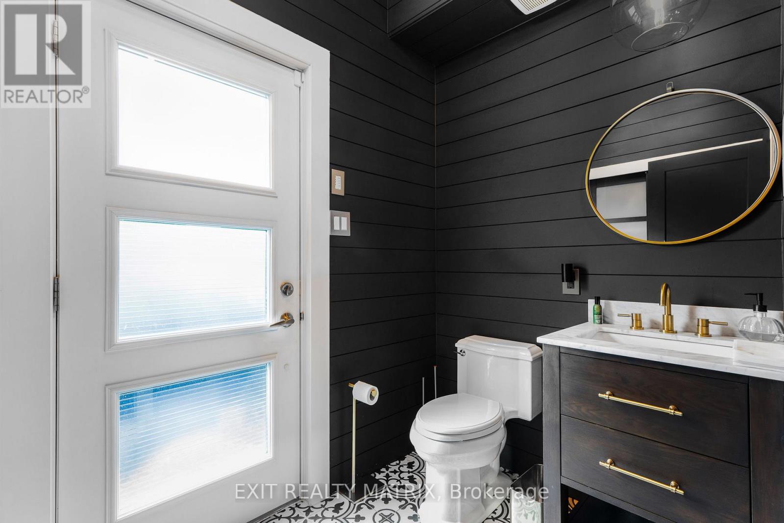 1271 Georges Vanier Drive