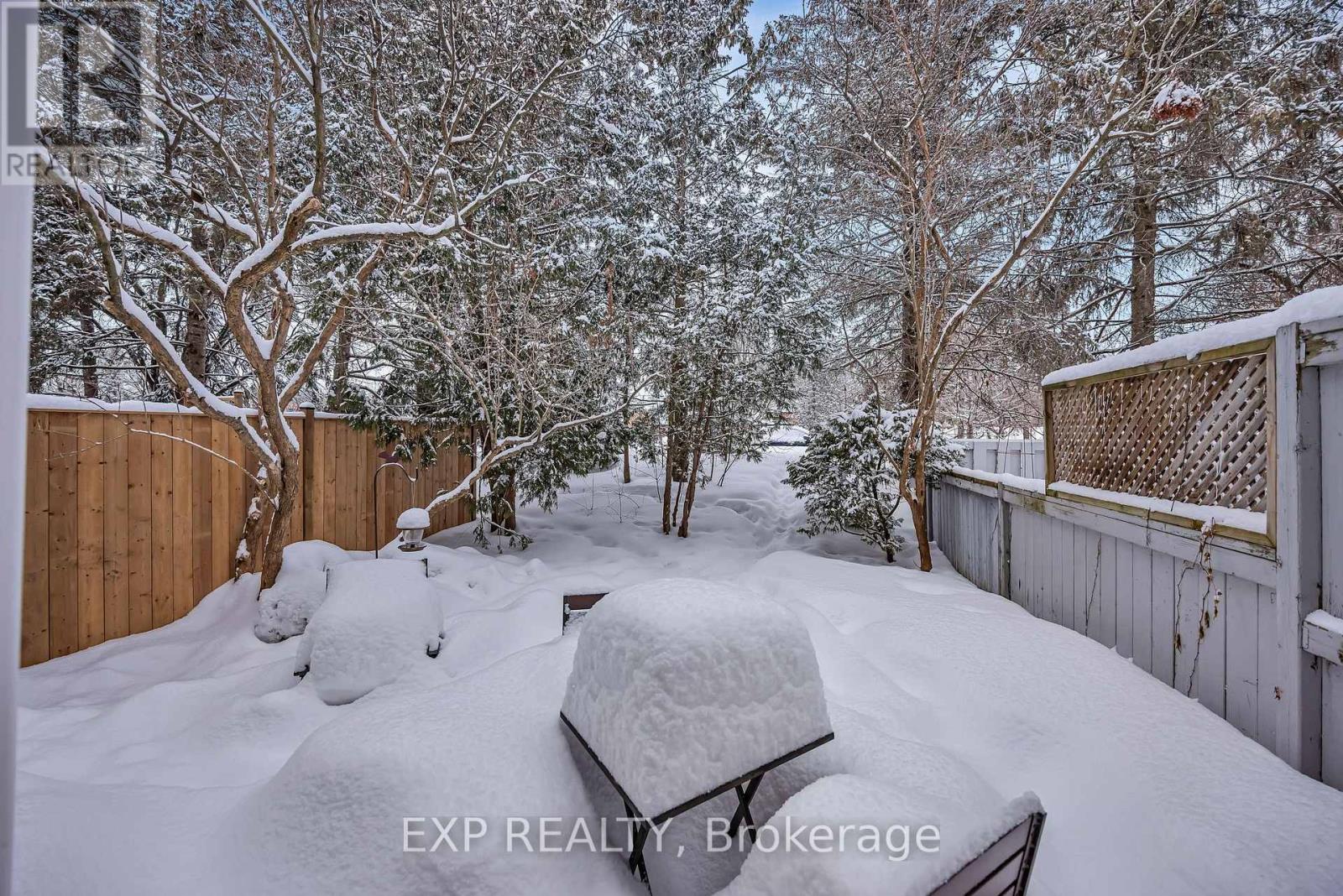 48 Castlegreen Private