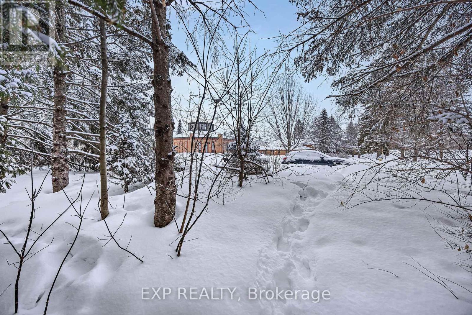 48 Castlegreen Private